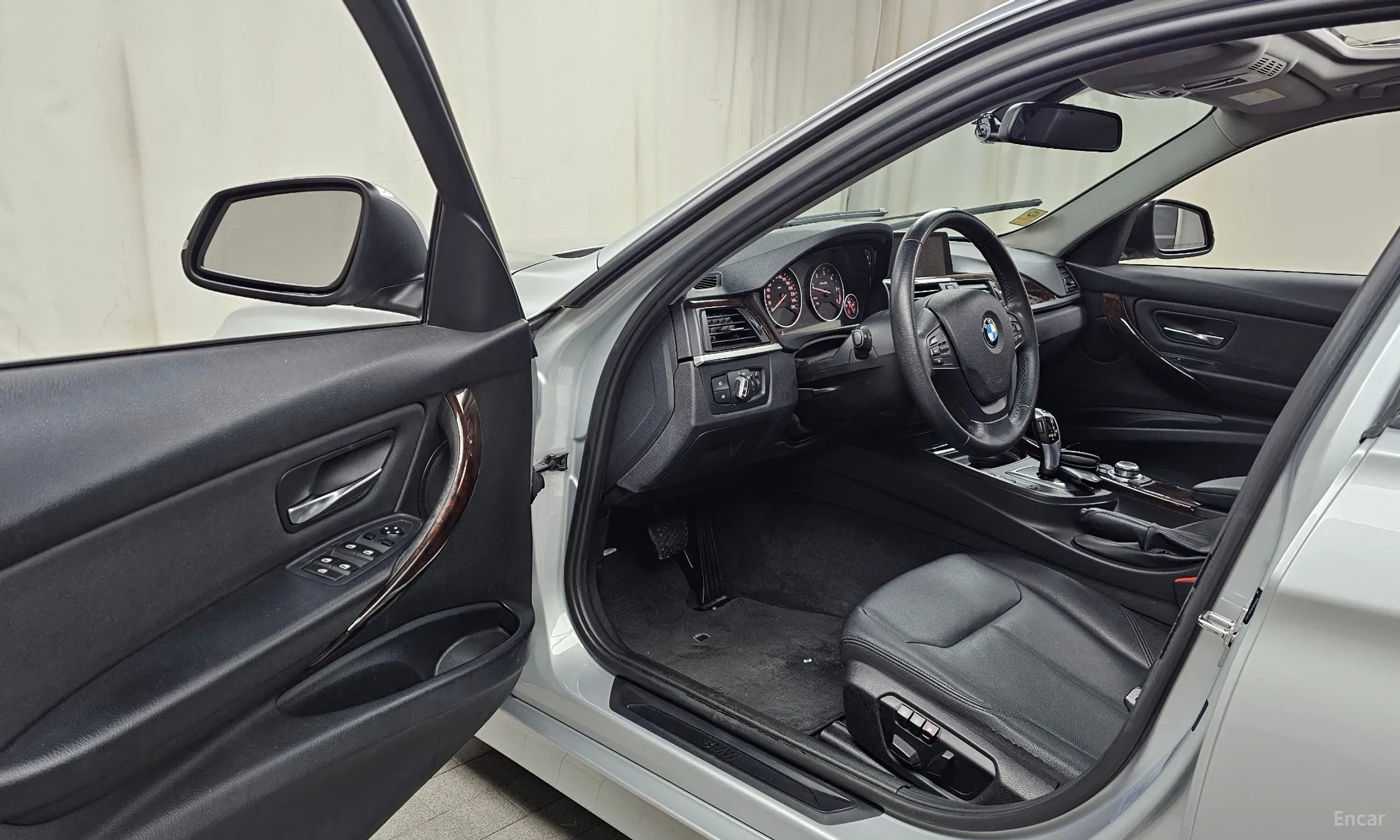 BMW 3 Series (F30) превью 10