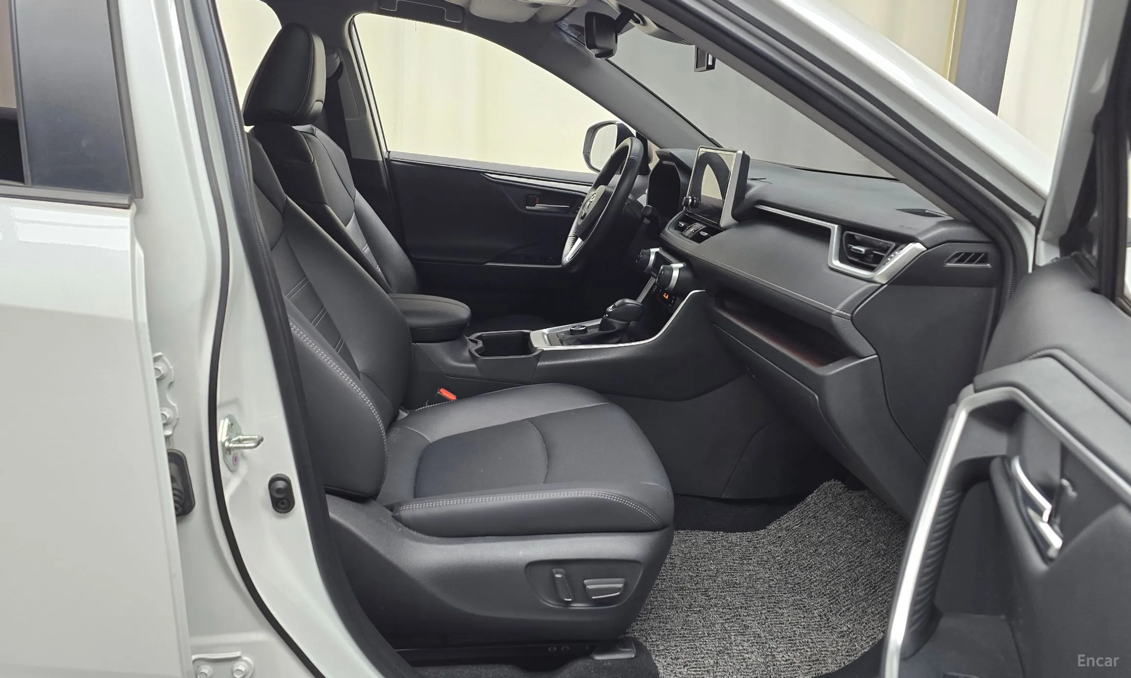 Toyota RAV4 5th Generation превью 10