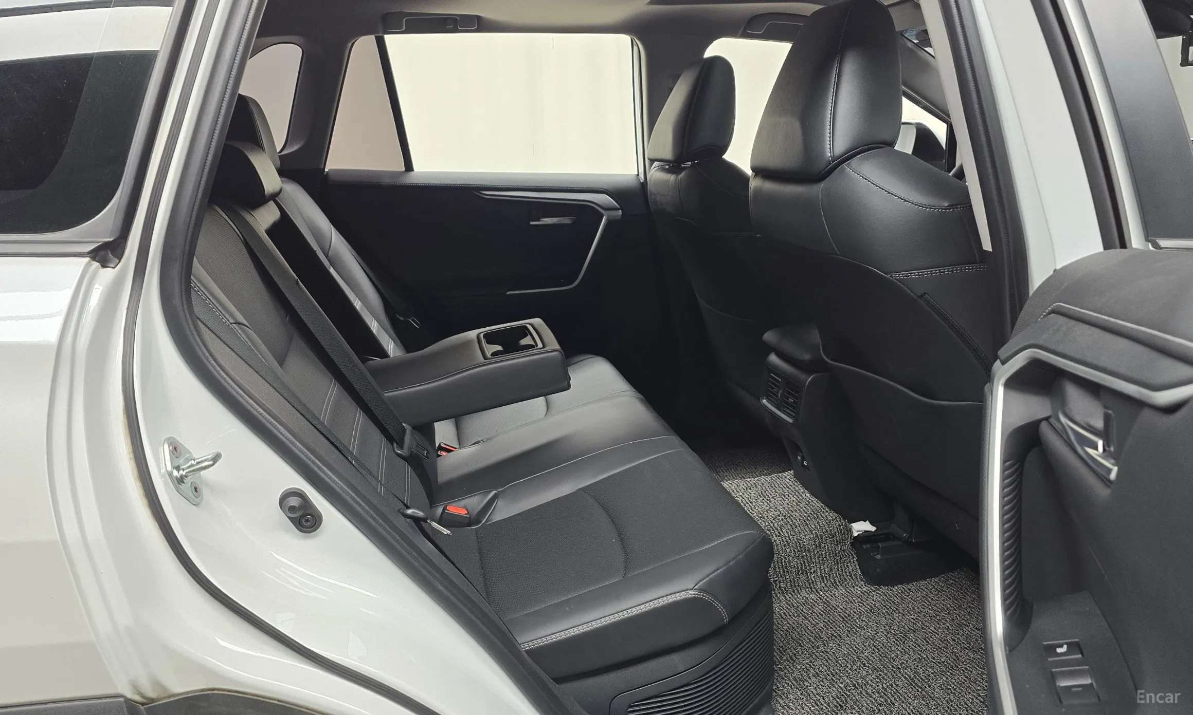 Toyota RAV4 5th Generation превью 12