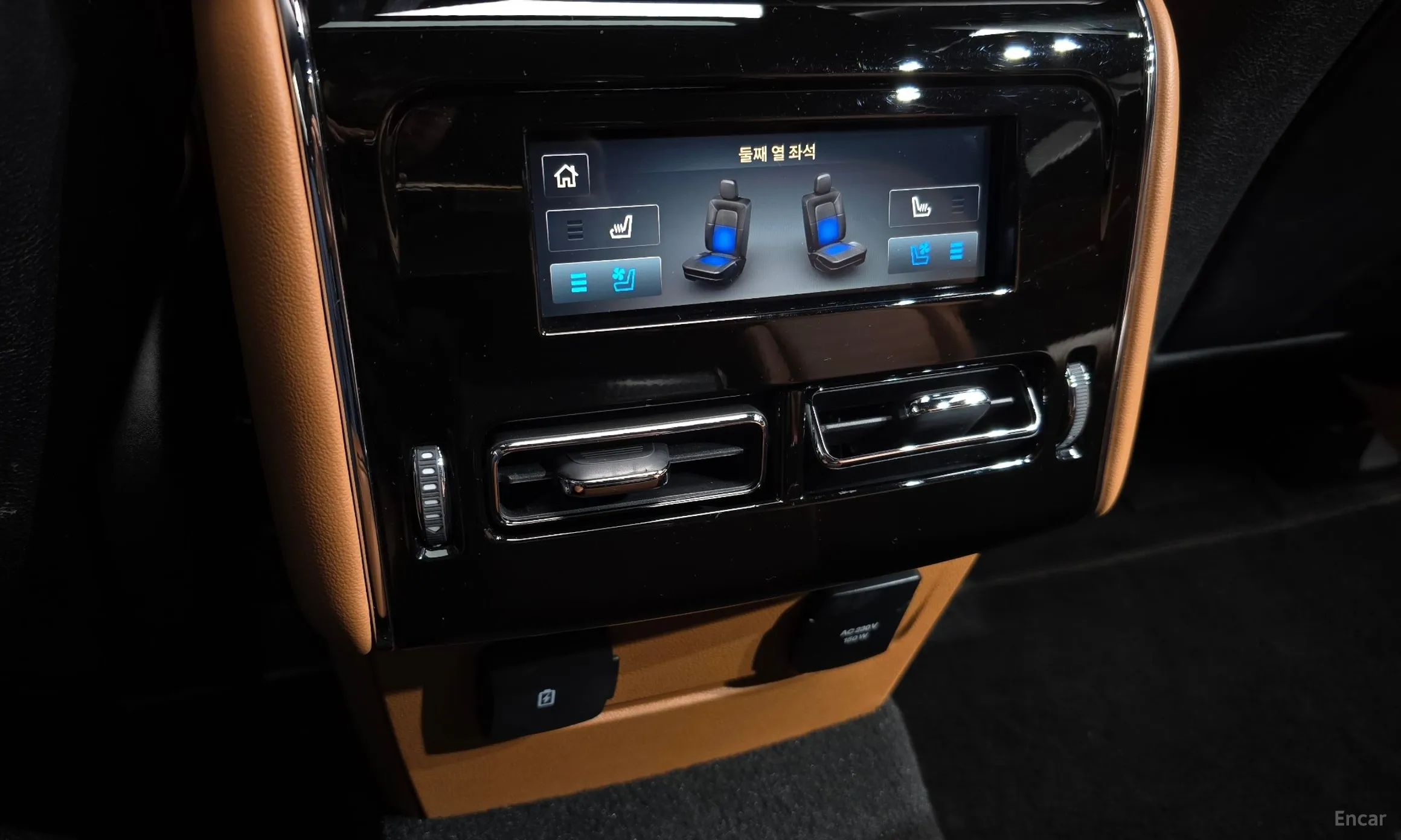 Lincoln Aviator 2nd Generation превью 19