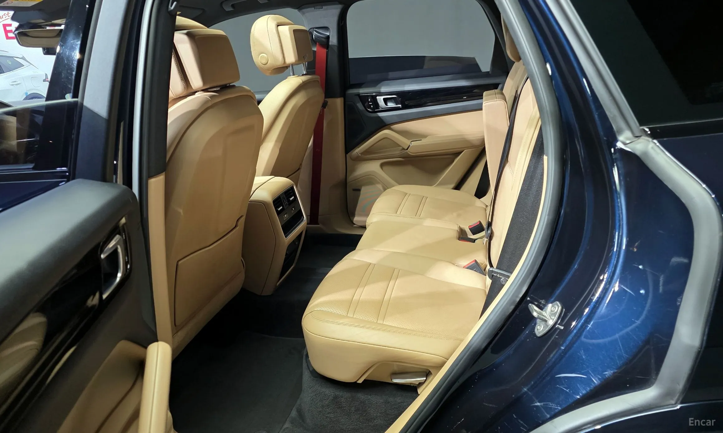 Porsche Cayenne (PO536) превью 11