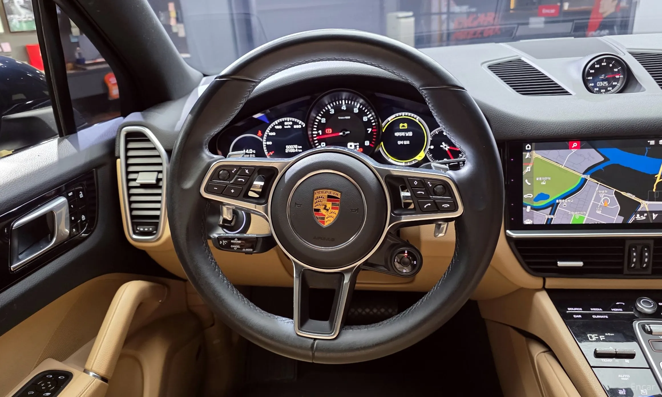 Porsche Cayenne (PO536) превью 13