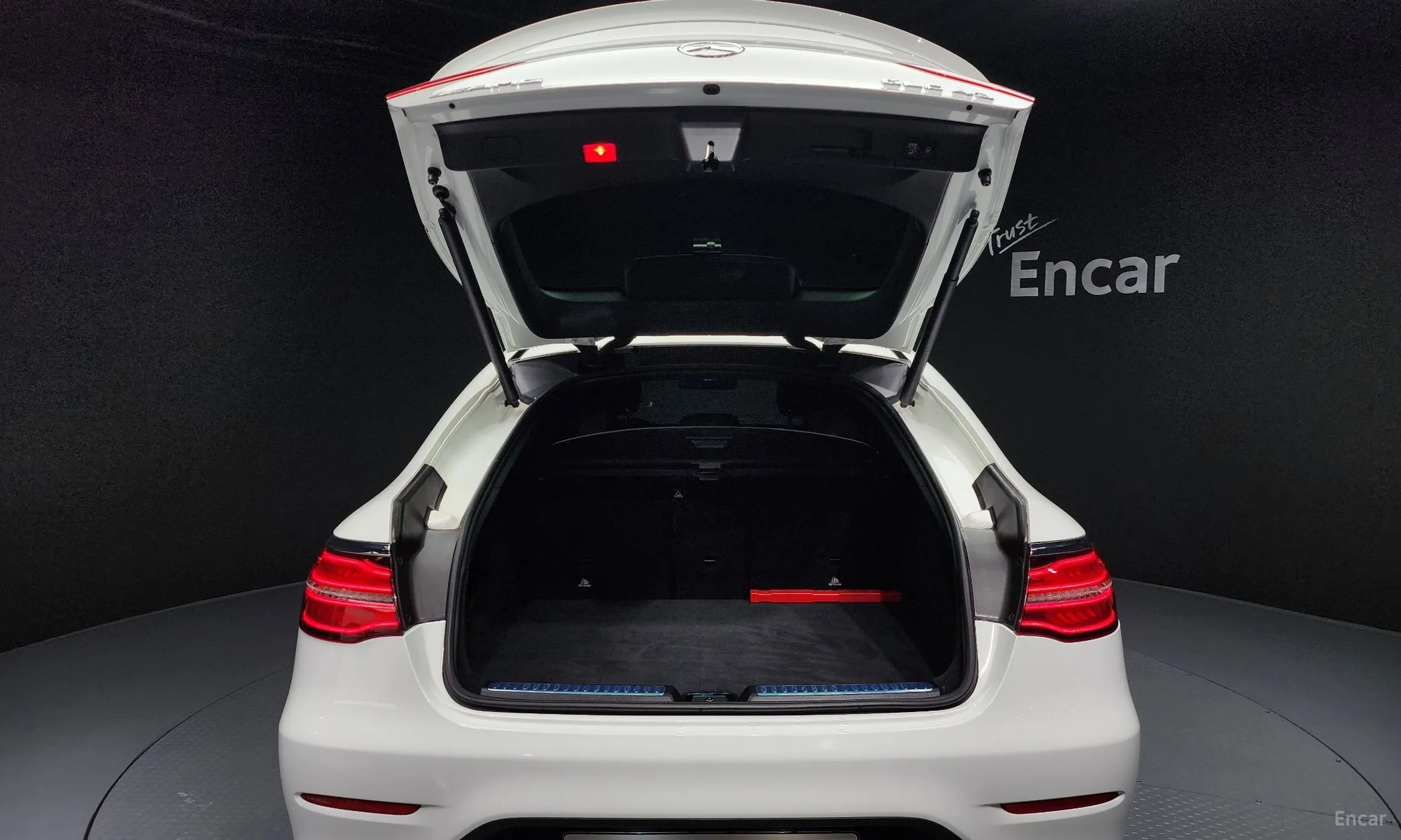 Mercedes Benz GLC-Class X253 превью 20