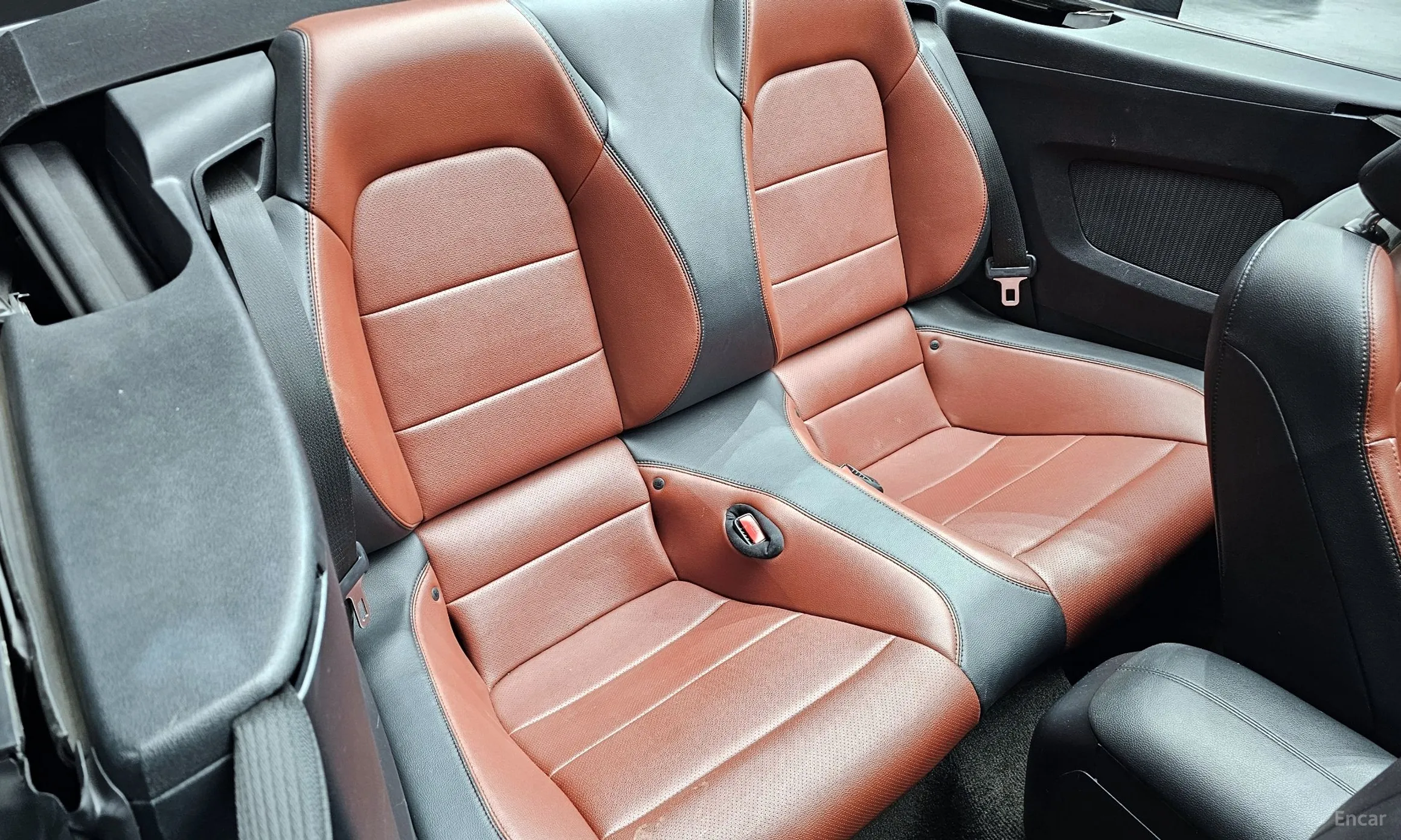 Ford Mustang превью 12