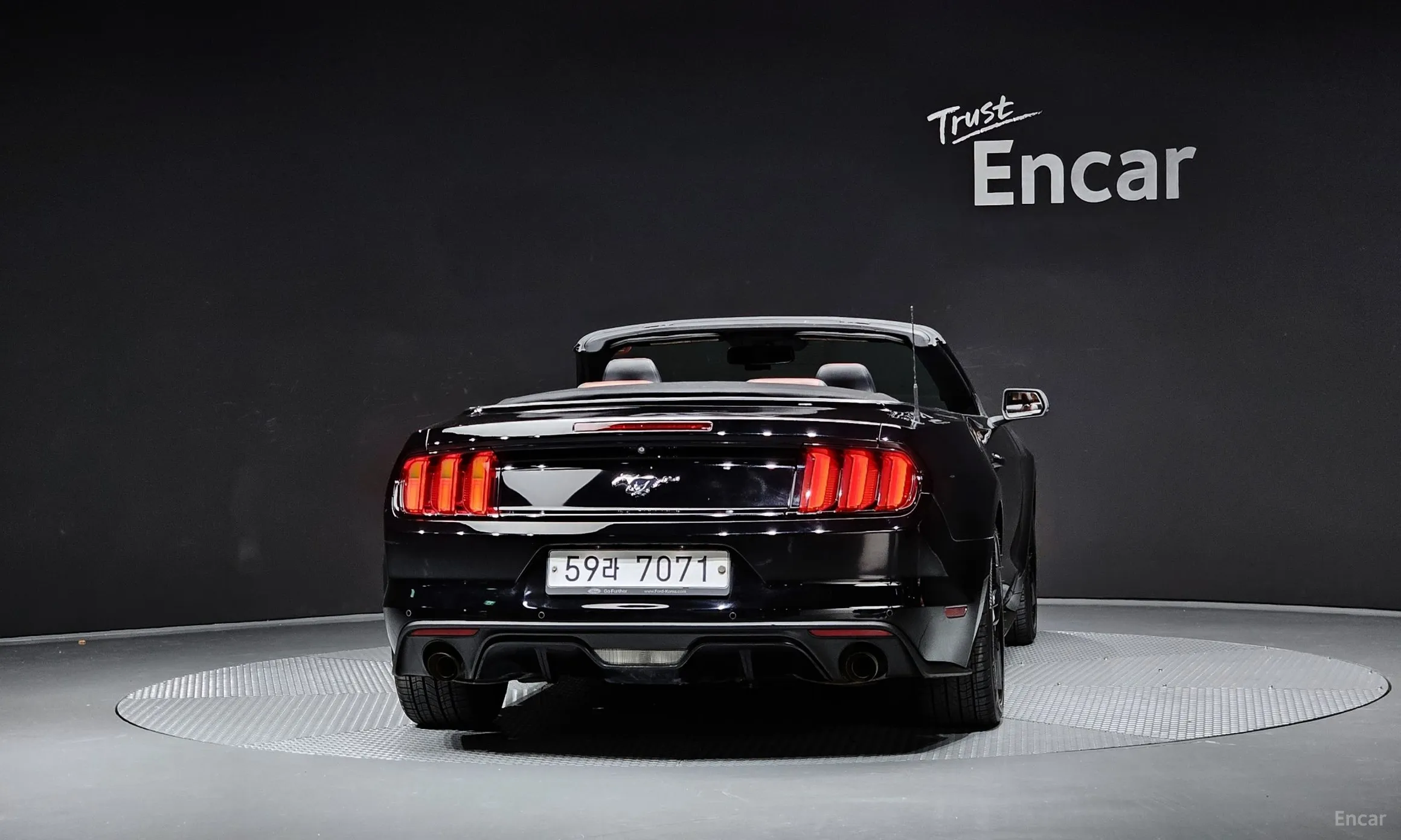 Ford Mustang превью 4