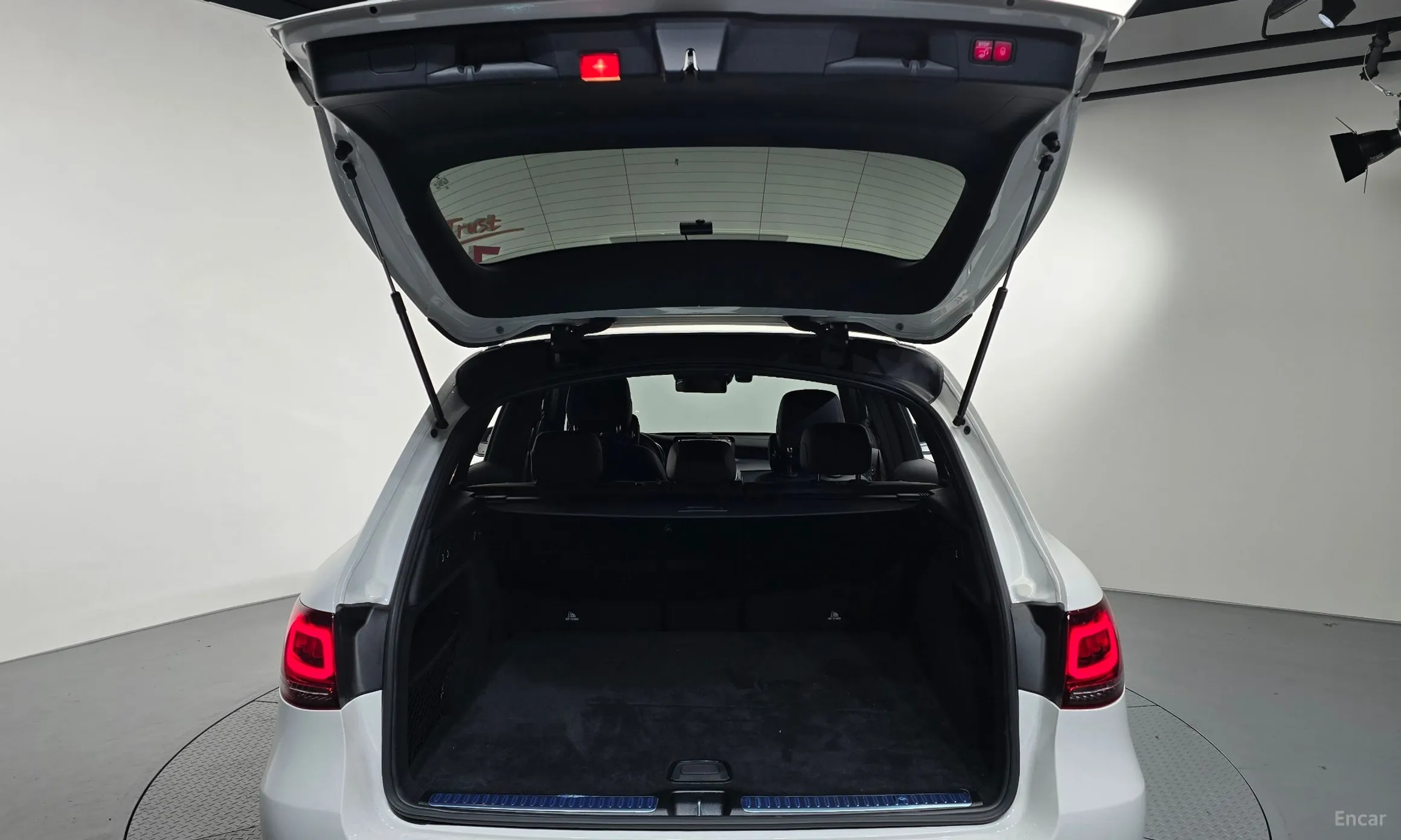 Mercedes Benz GLC-Class X253 превью 20