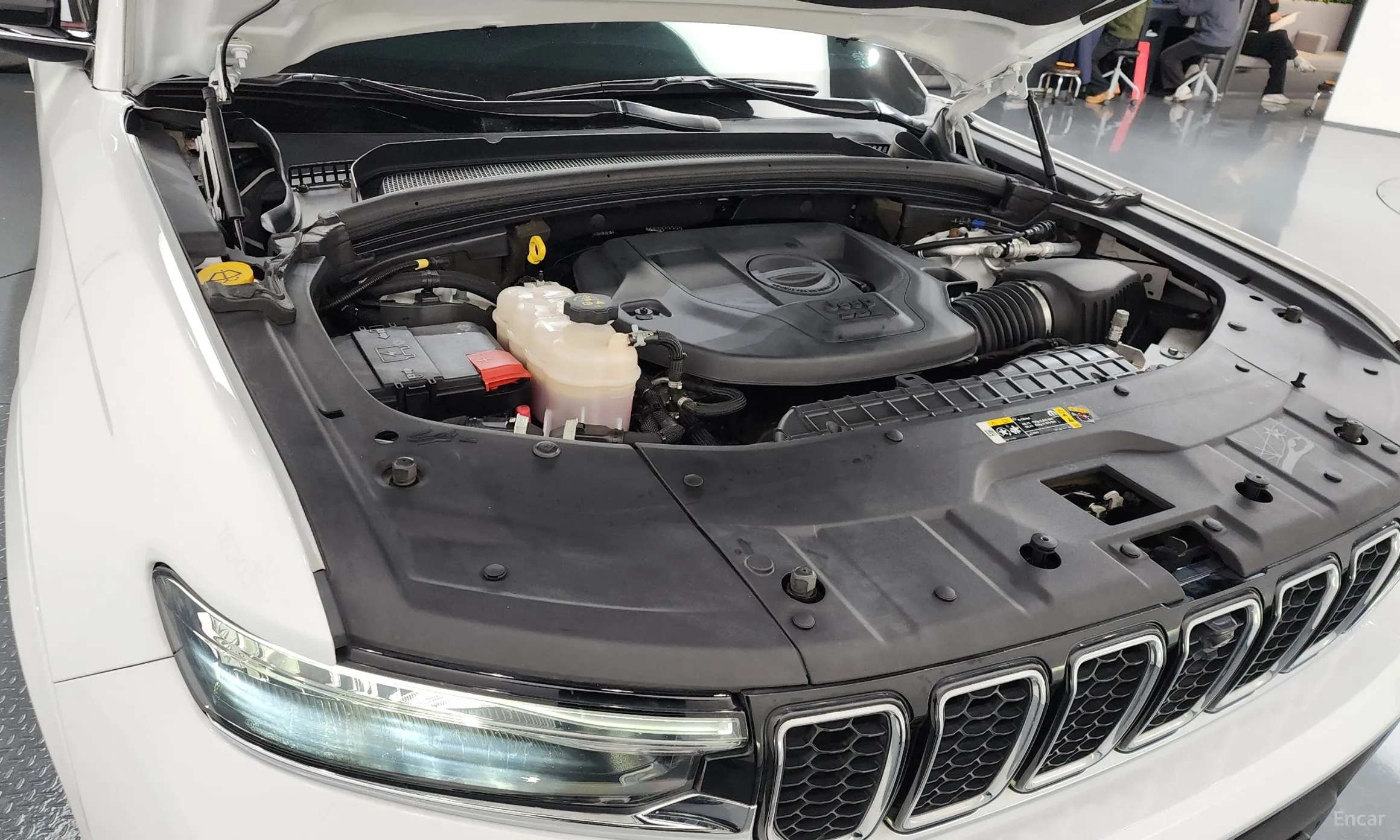 Jeep Grand Cherokee (WL) превью 6