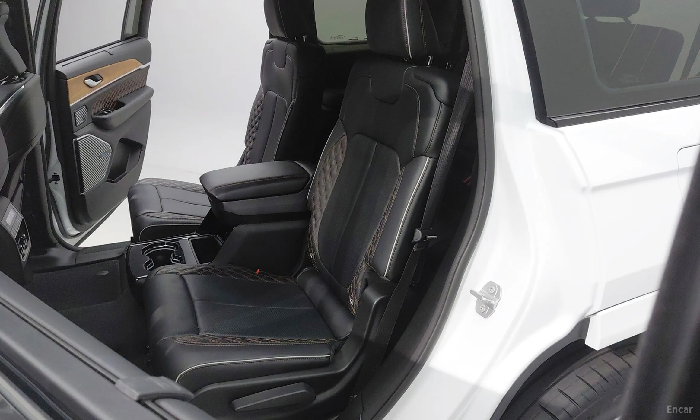 Jeep Grand Cherokee (WL) превью 11