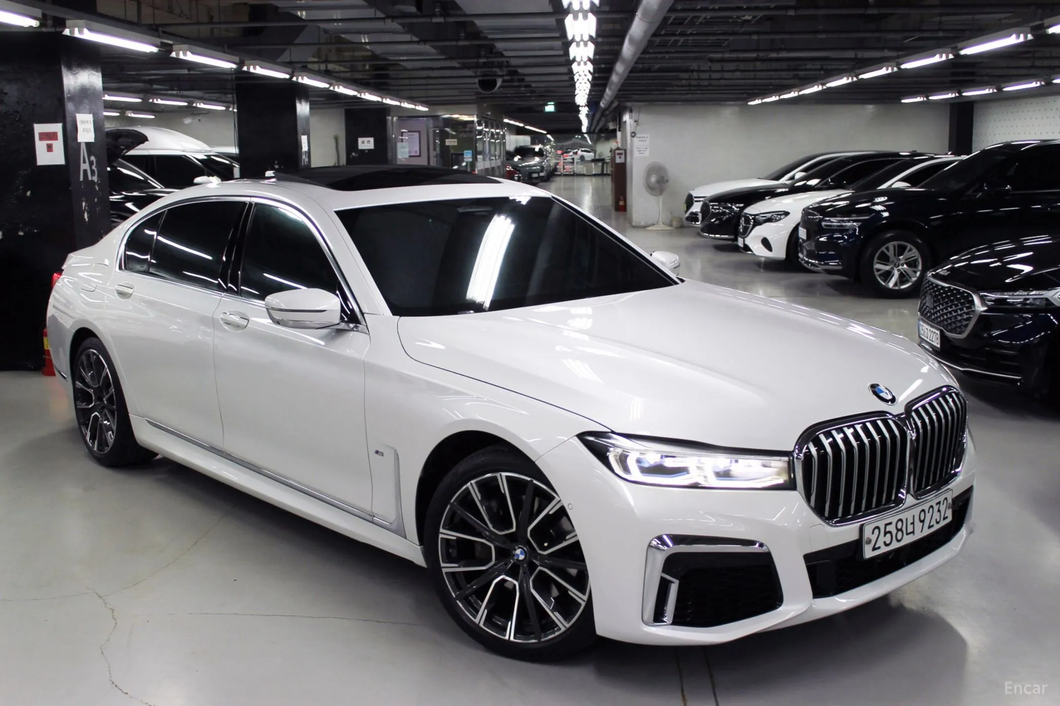 BMW 7 Series (G11)