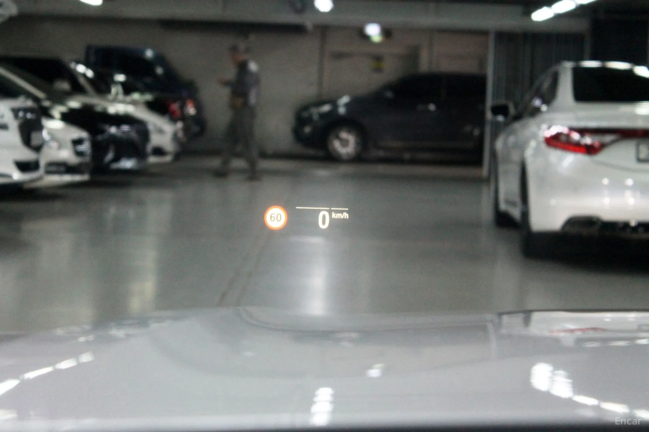 BMW 7 Series (G11) превью 11