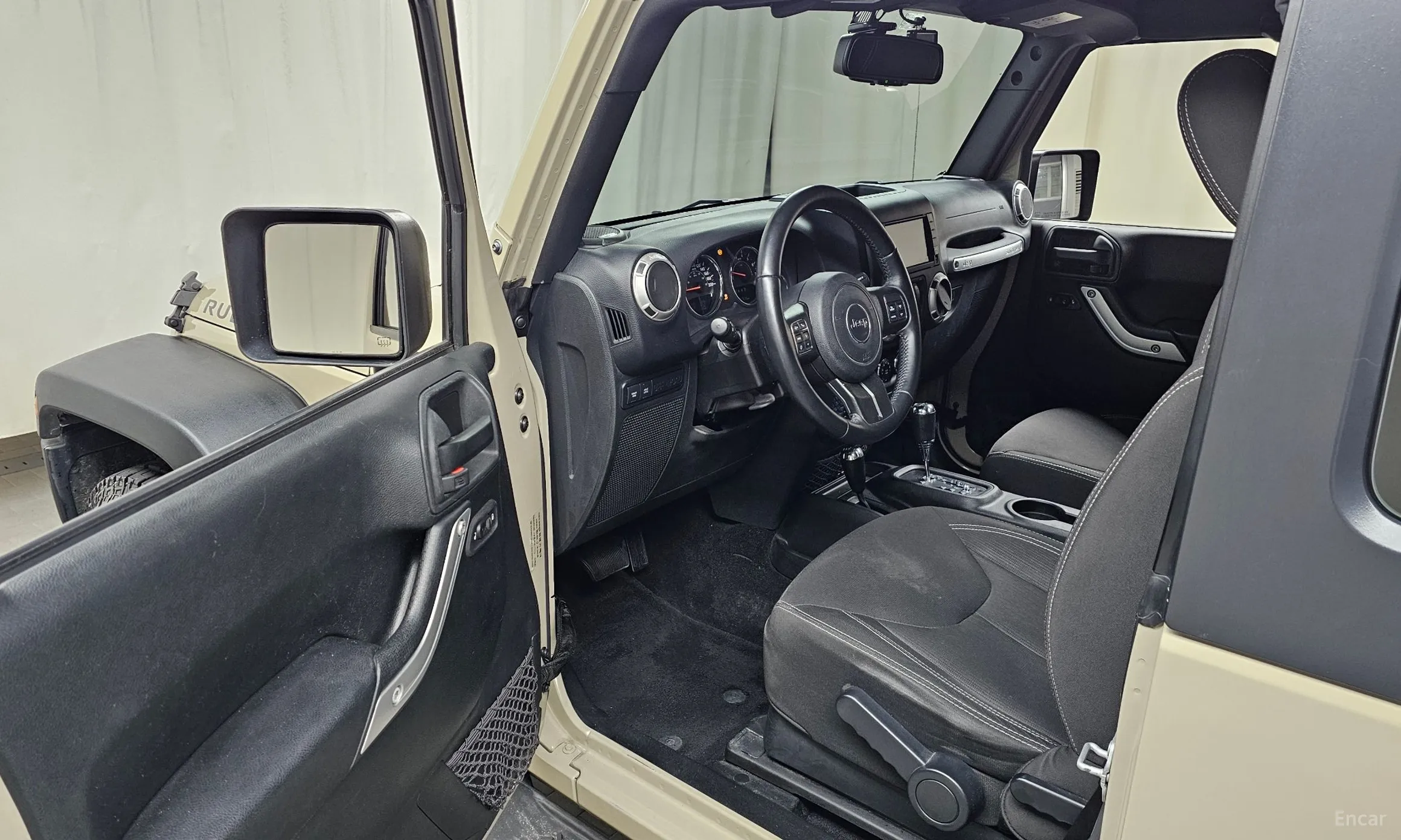 Jeep Wrangler (JK) превью 10