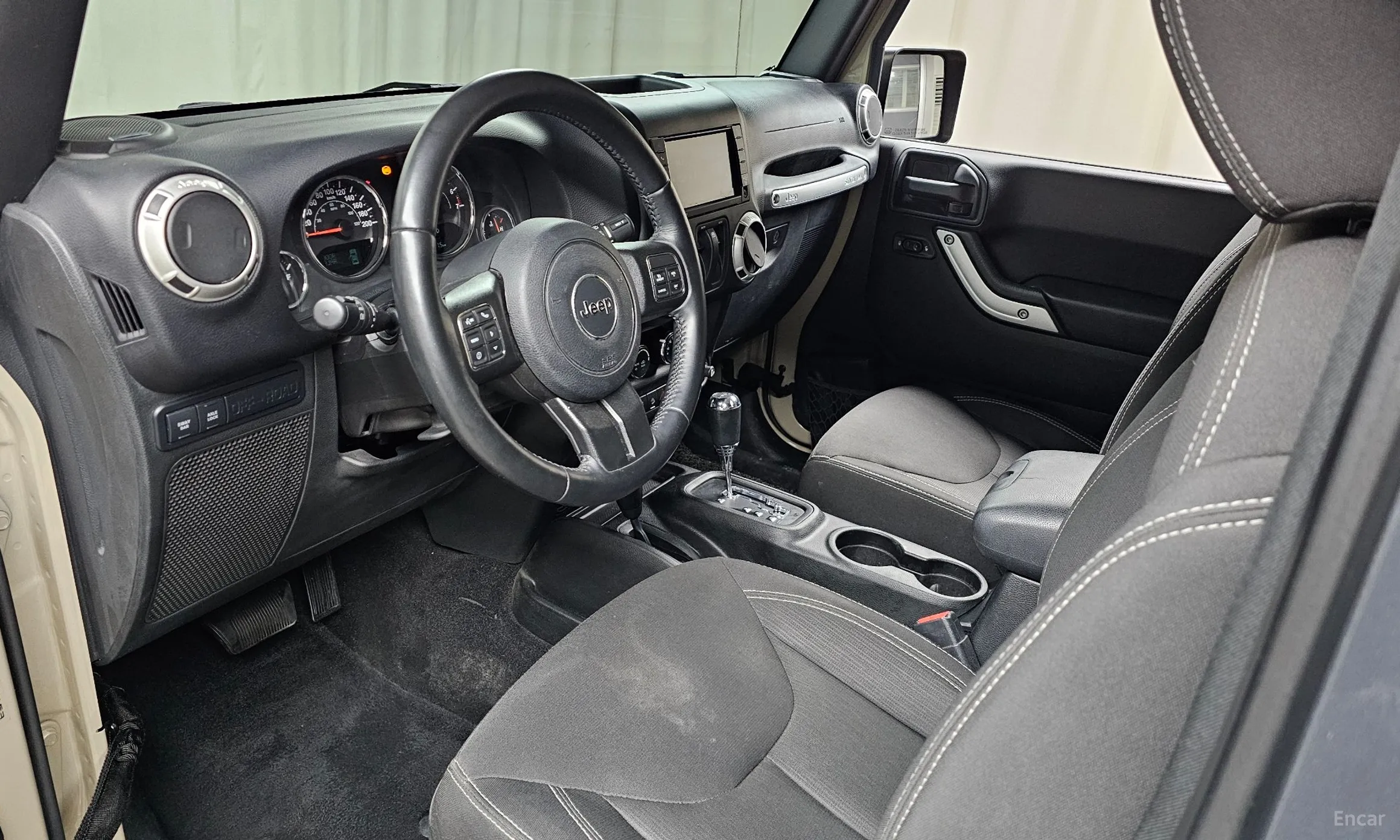 Jeep Wrangler (JK) превью 7