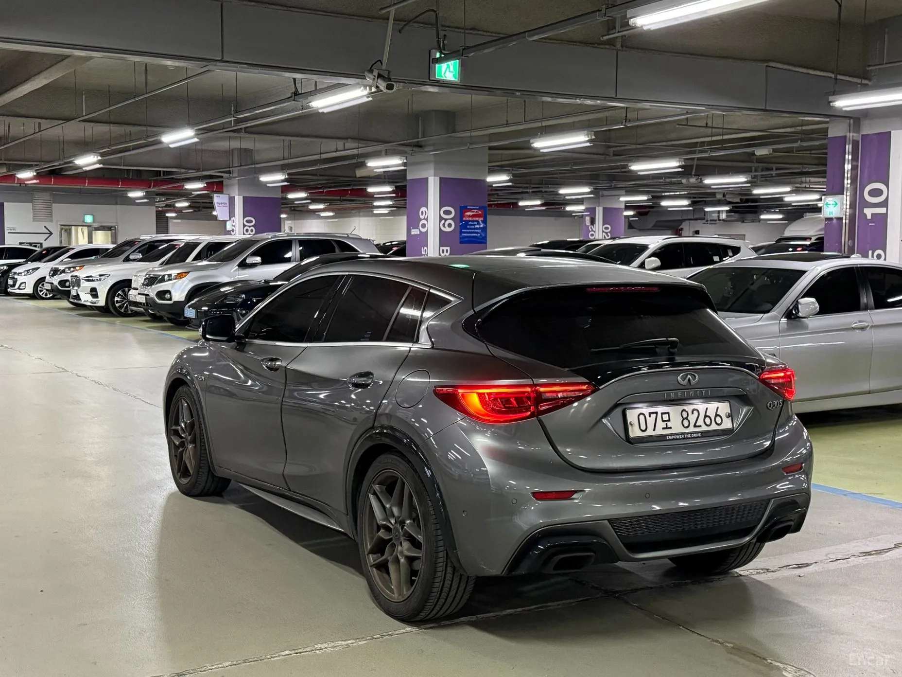 Infiniti Q30 превью 4