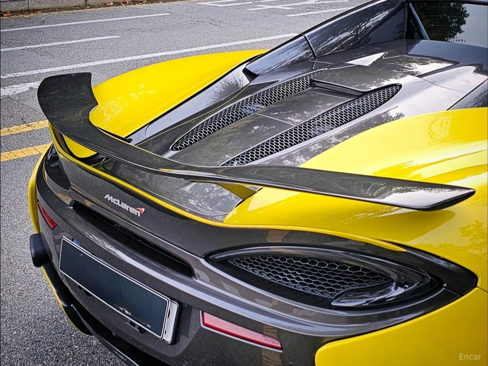McLaren 570S превью 10