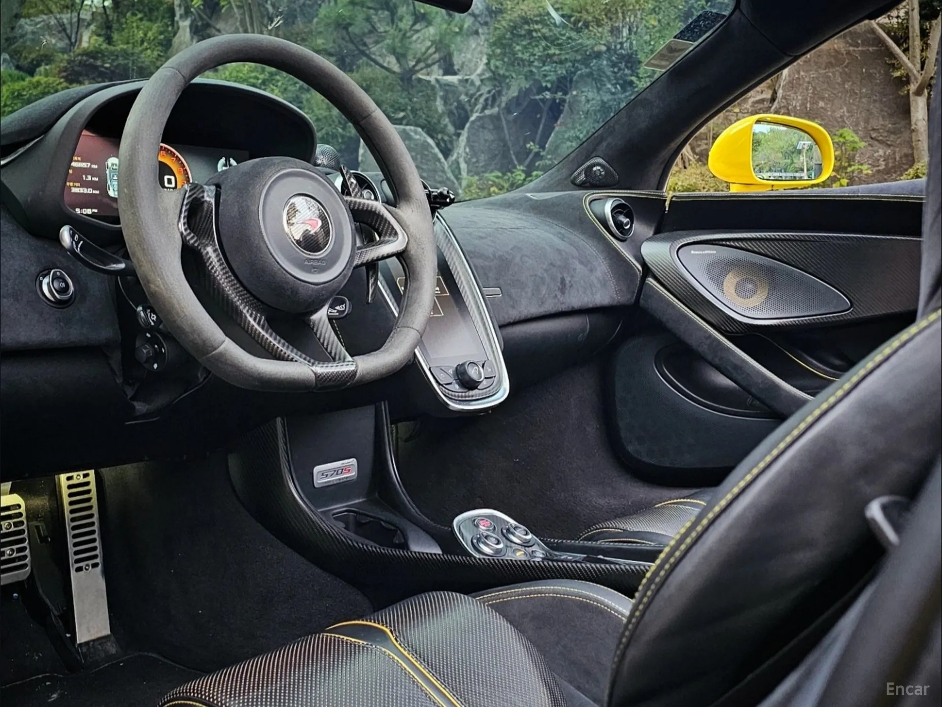 McLaren 570S превью 12