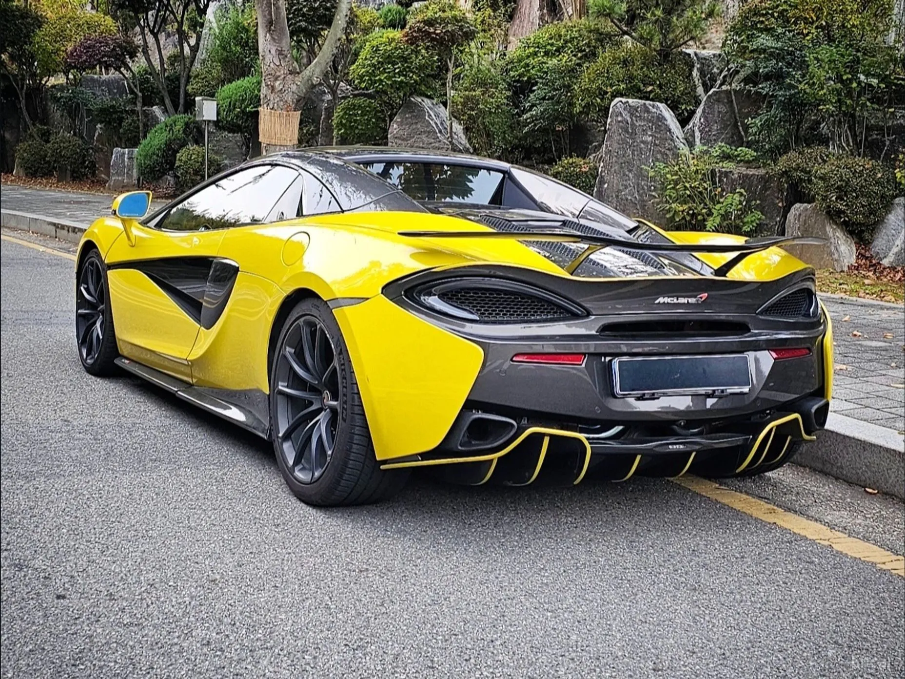 McLaren 570S превью 7