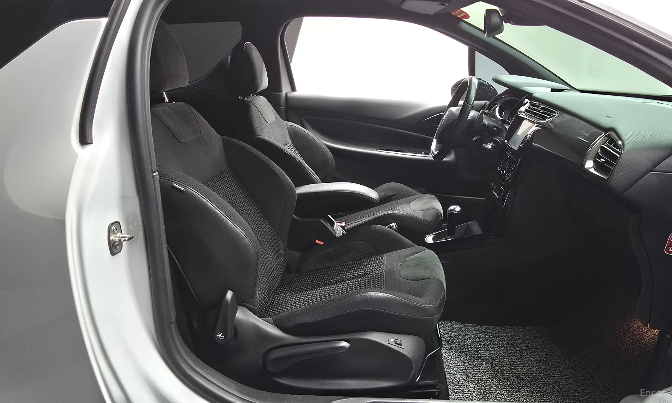 Citroën/DS DS3 превью 10