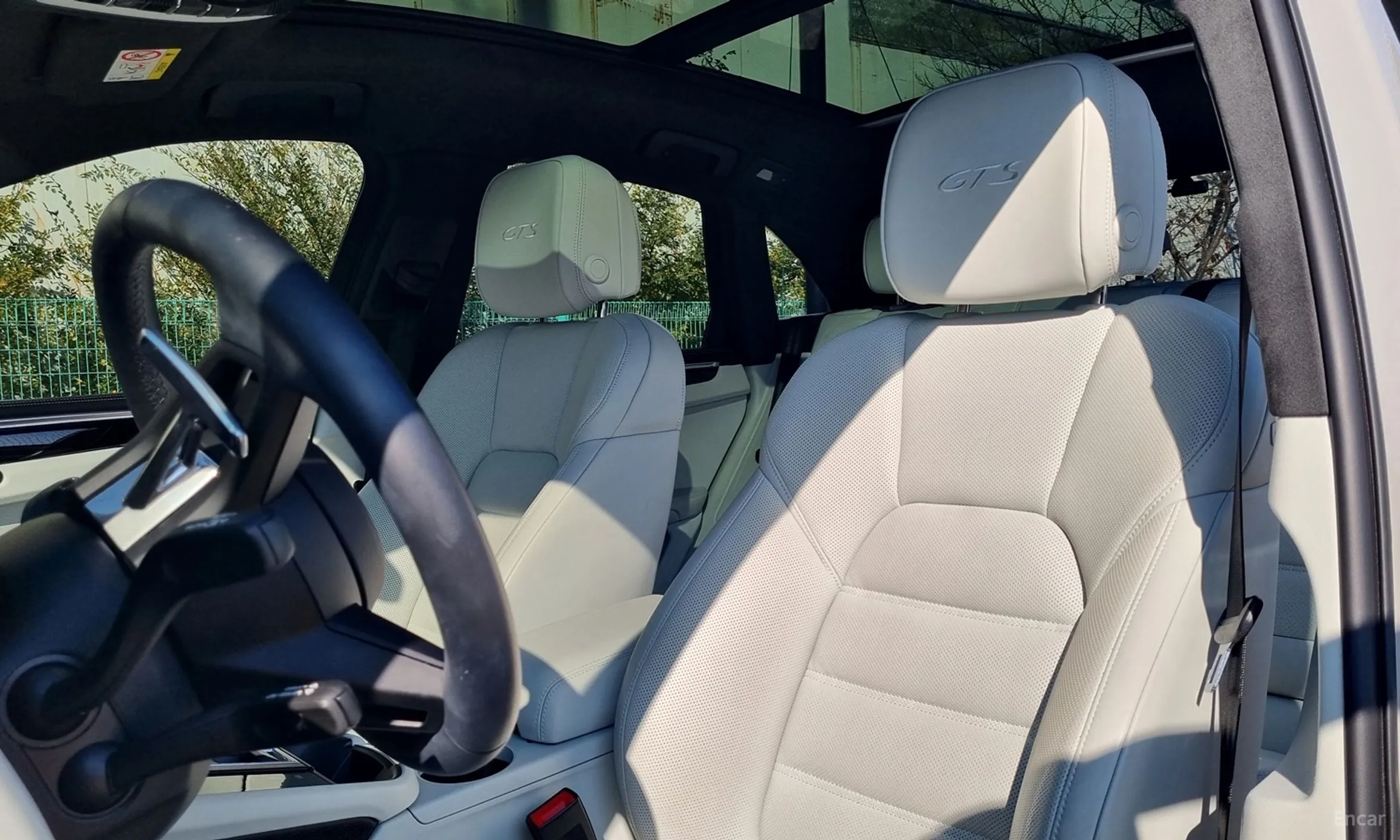 Porsche Macan превью 12