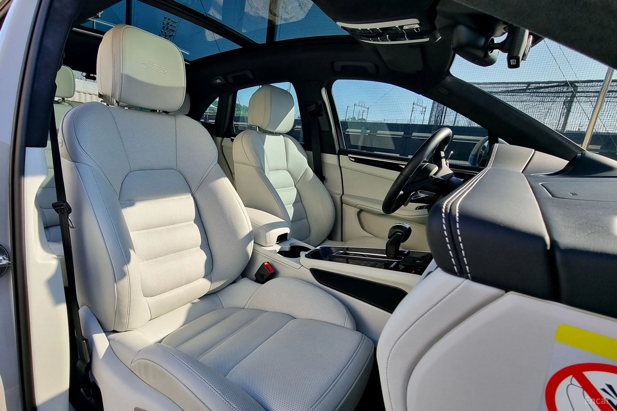 Porsche Macan превью 13