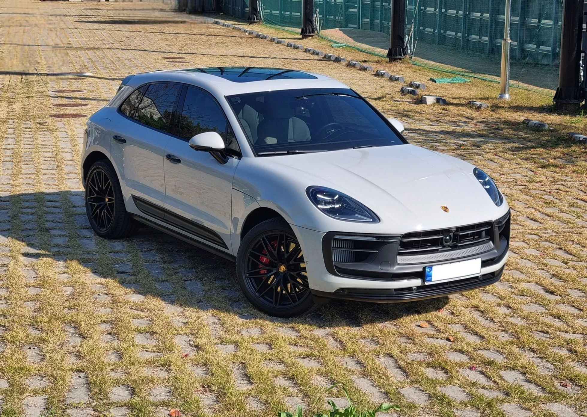 Porsche Macan превью 4