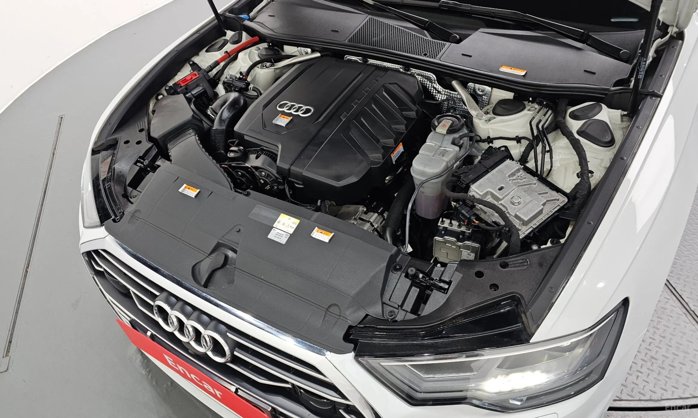 Audi A6 (C8) превью 6