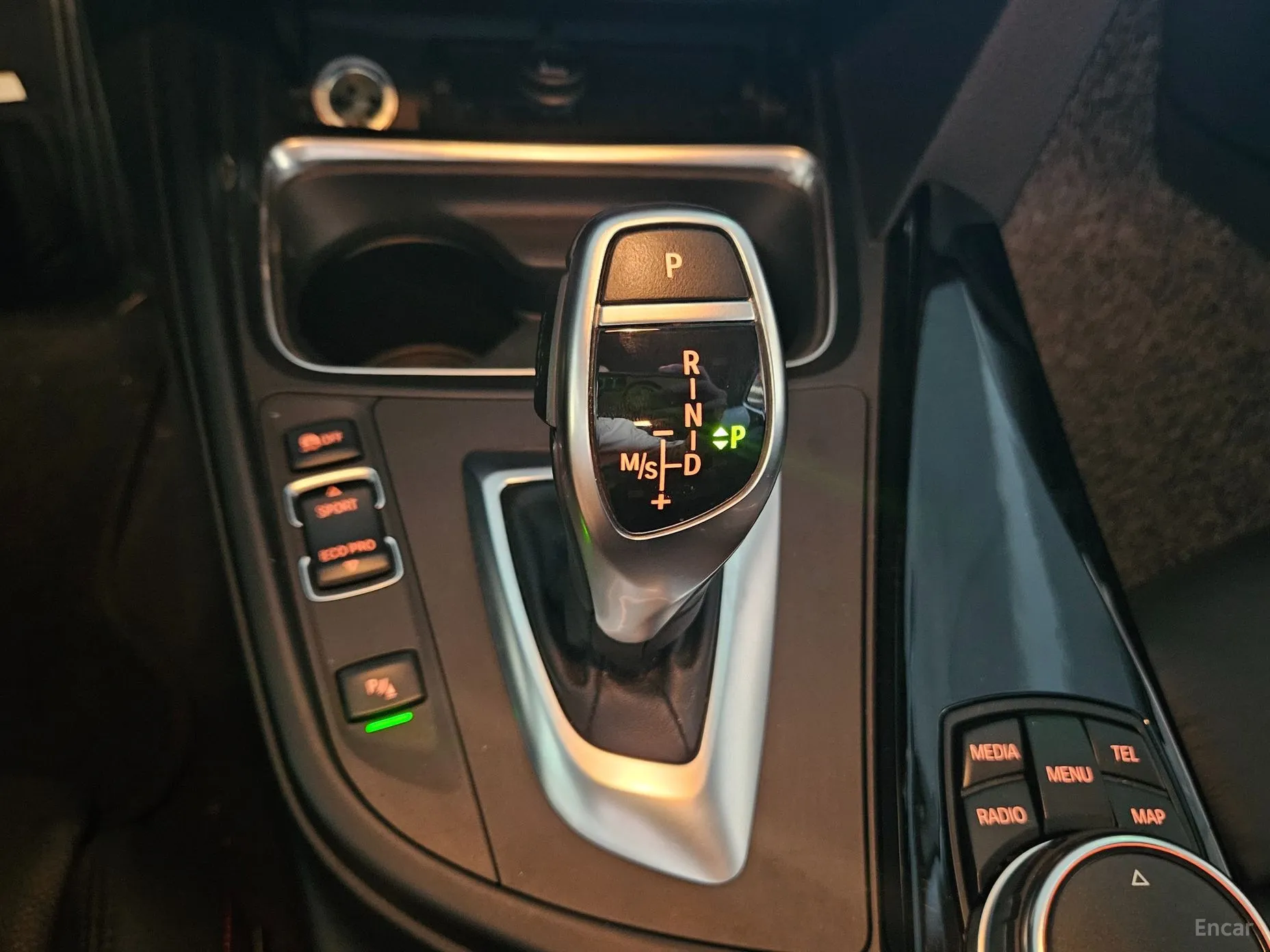 BMW Series 4 (F32) превью 9