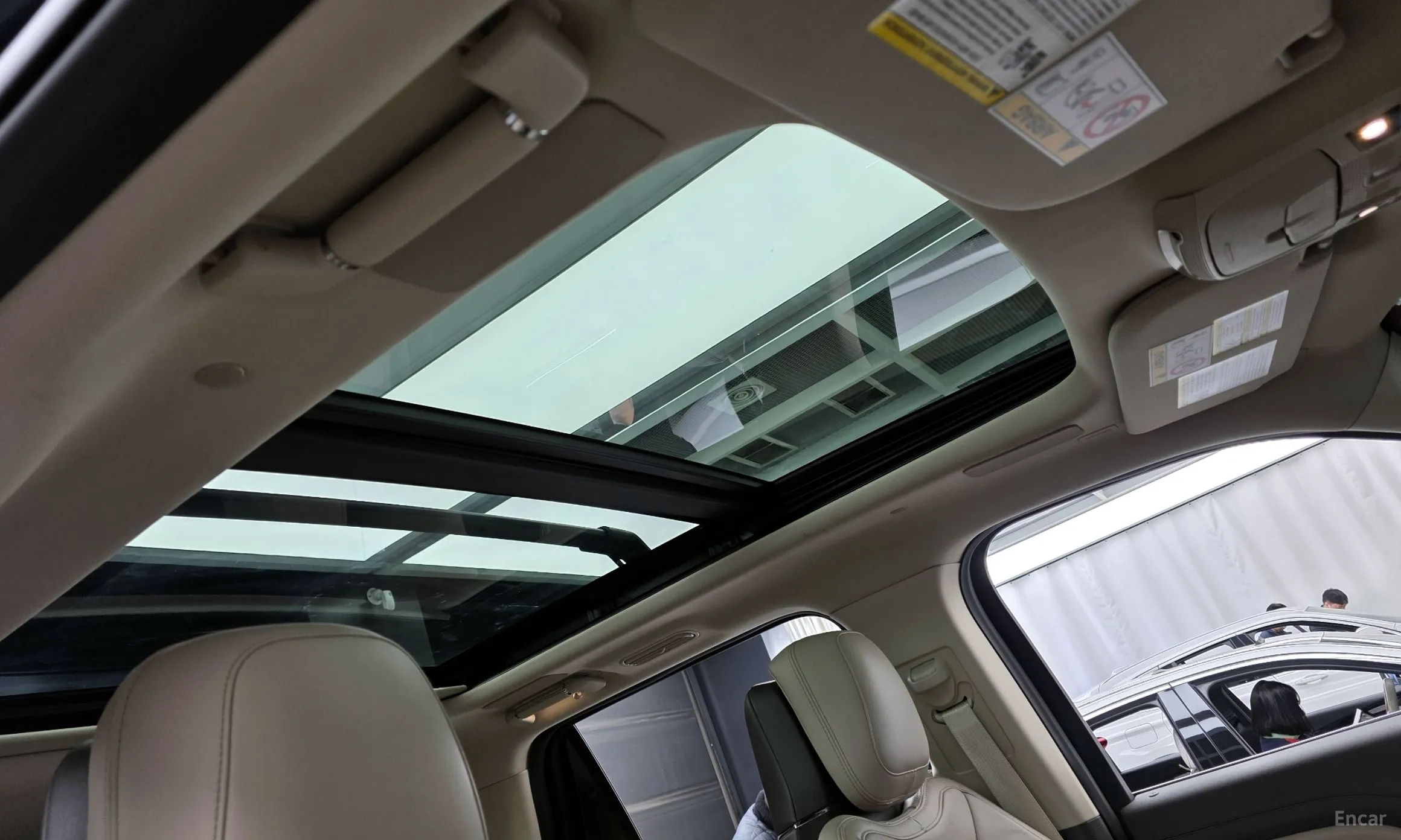 Lincoln Navigator 4th generation превью 17