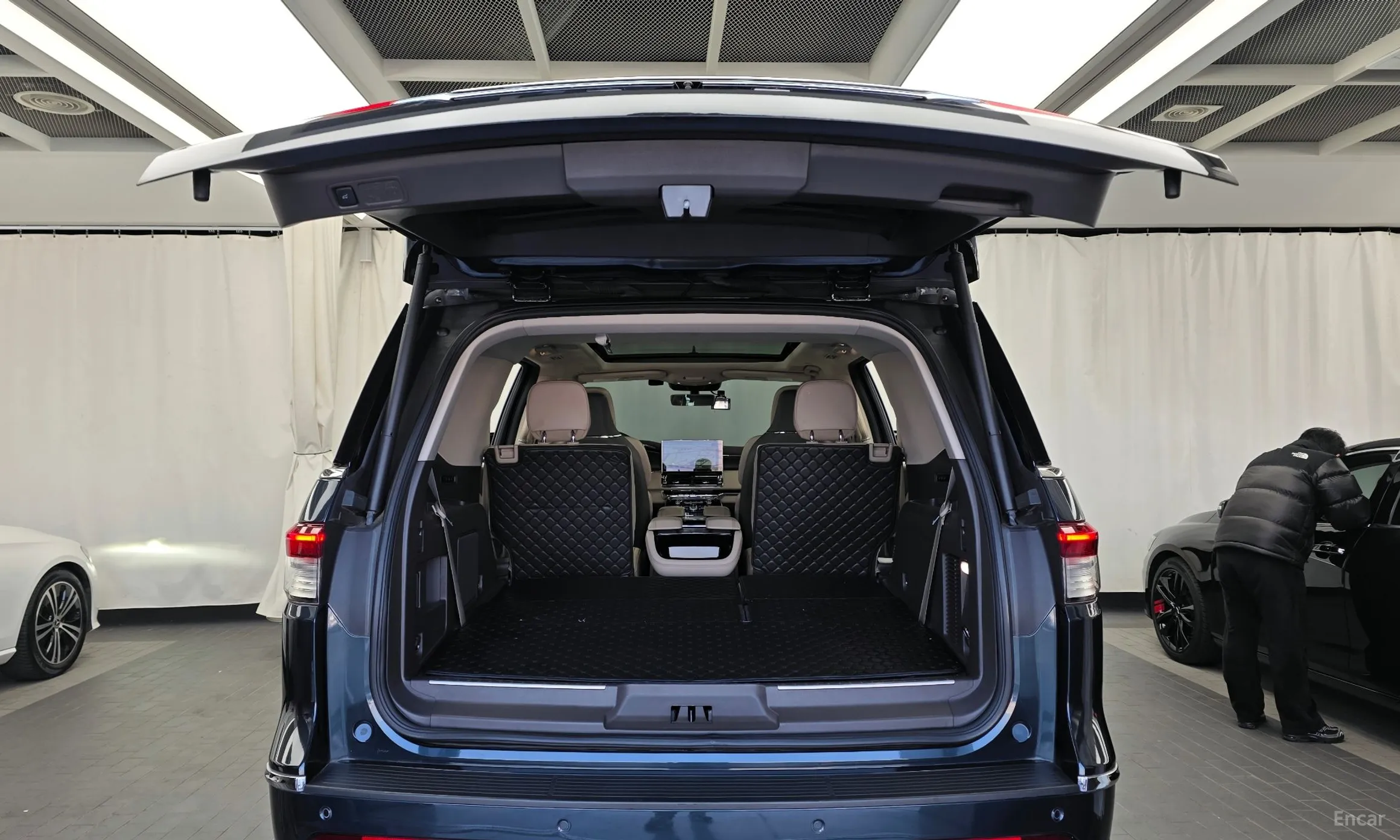 Lincoln Navigator 4th generation превью 20