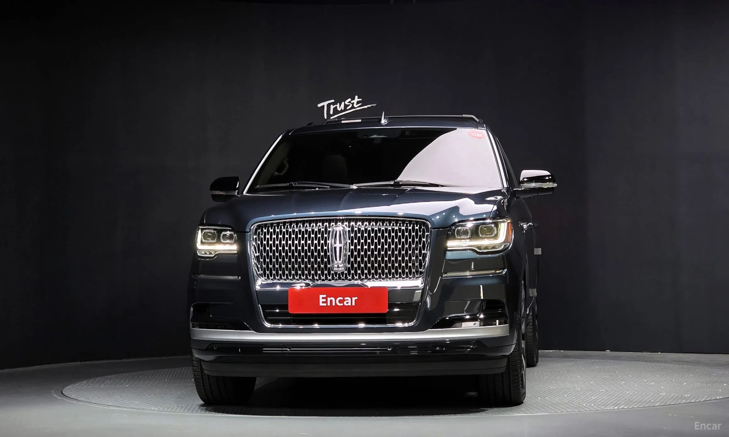 Lincoln Navigator 4th generation превью 3