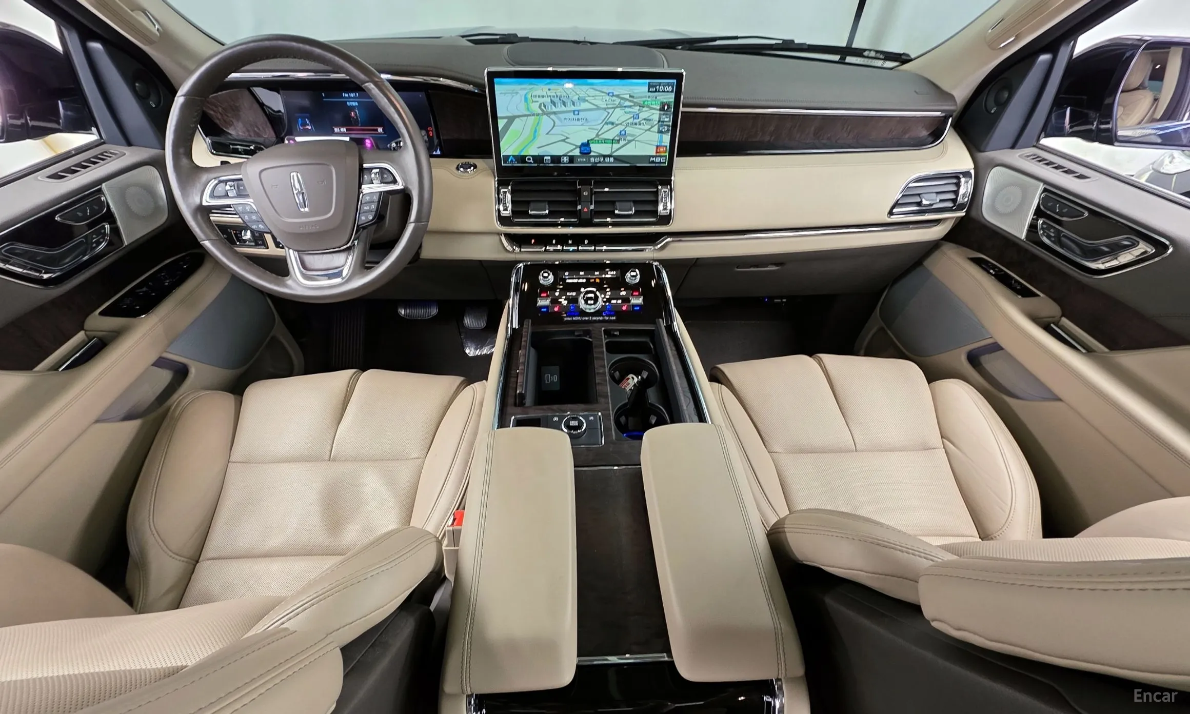 Lincoln Navigator 4th generation превью 7