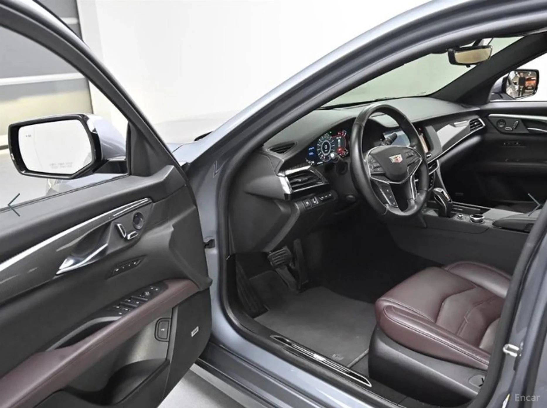 Cadillac CT6 превью 11
