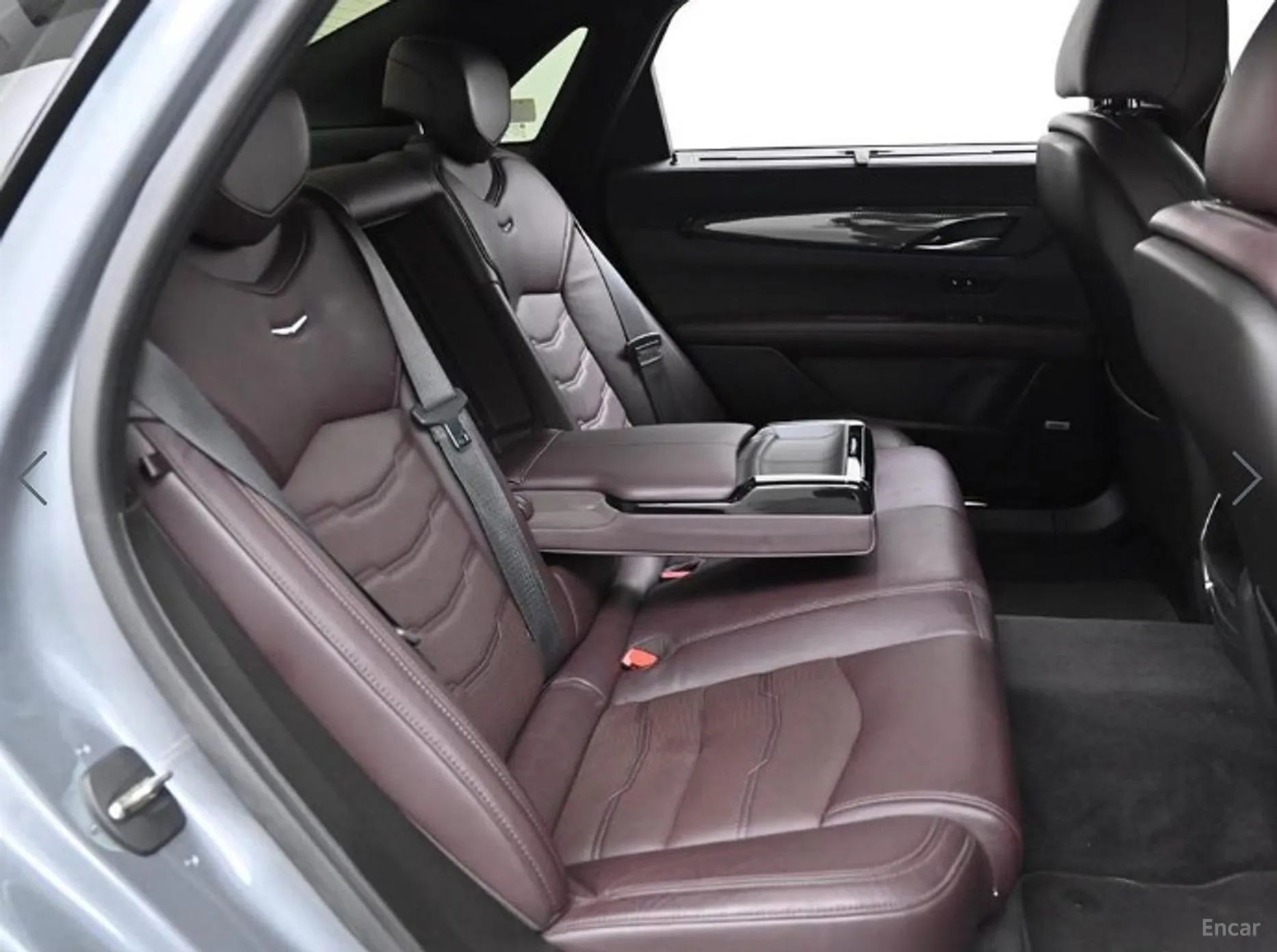 Cadillac CT6 превью 12