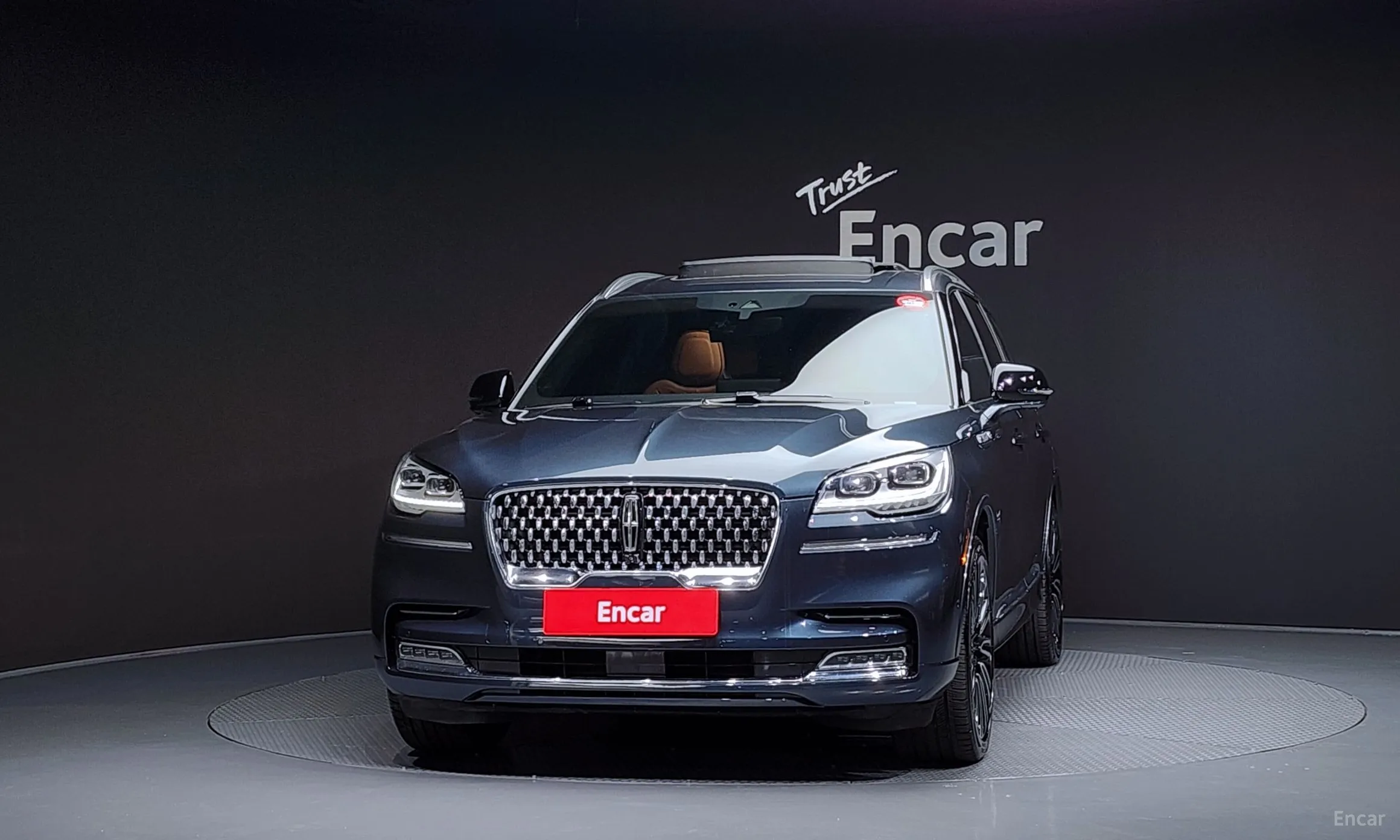 Lincoln Aviator 2nd Generation превью 3