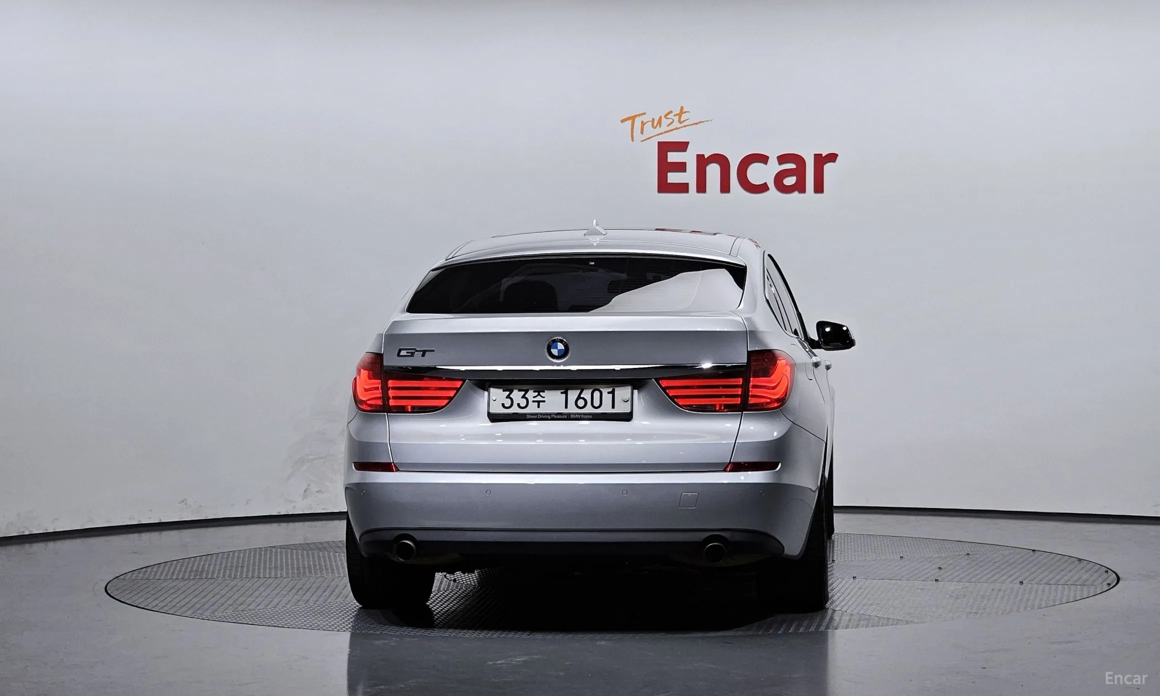 BMW 5 Series GT (F07) превью 4
