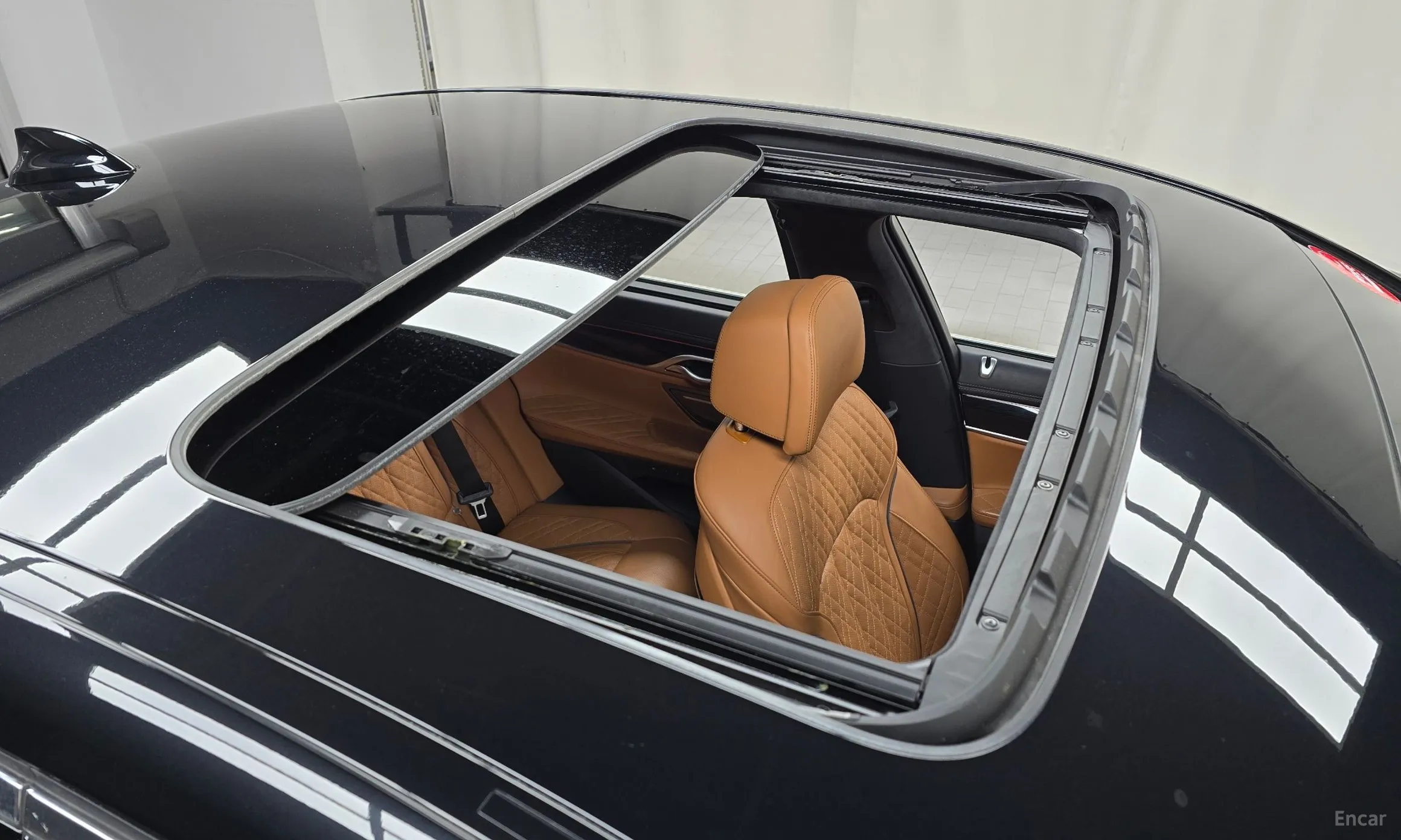 BMW 7 Series (G11) превью 18