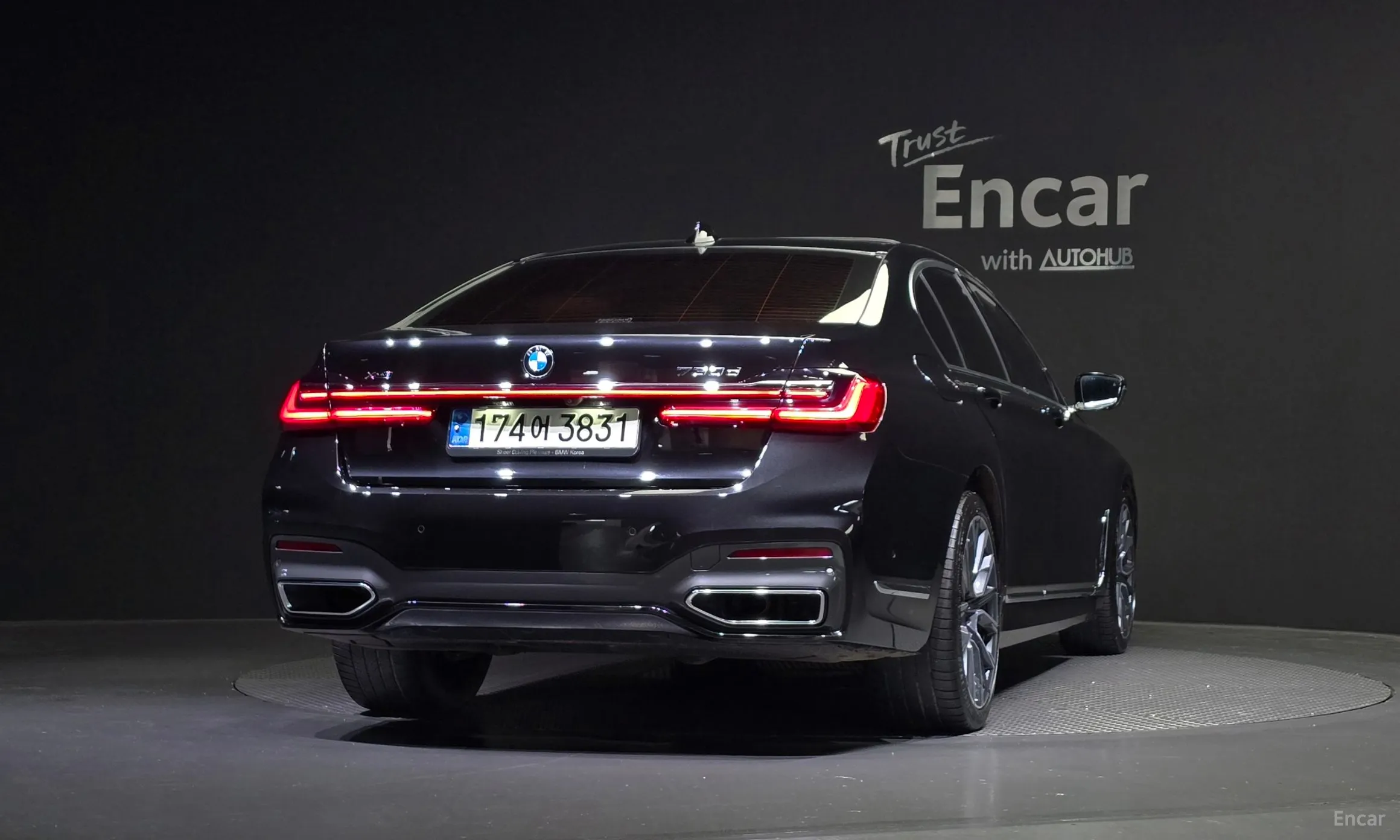 BMW 7 Series (G11) превью 4
