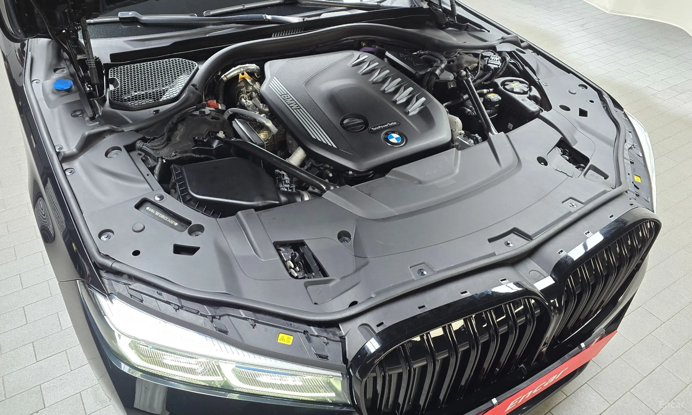 BMW 7 Series (G11) превью 6