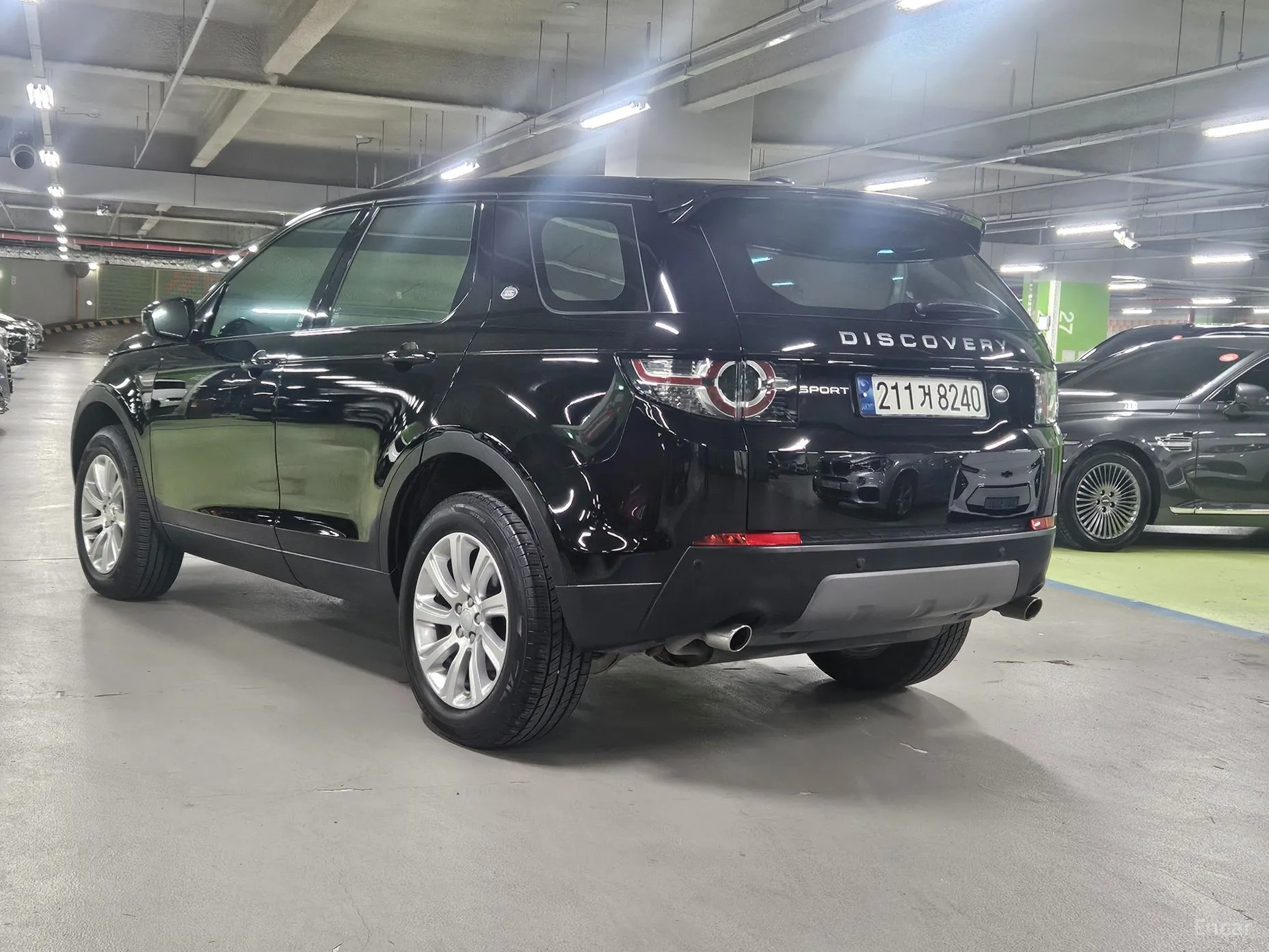 Land Rover Discovery Sports превью 2