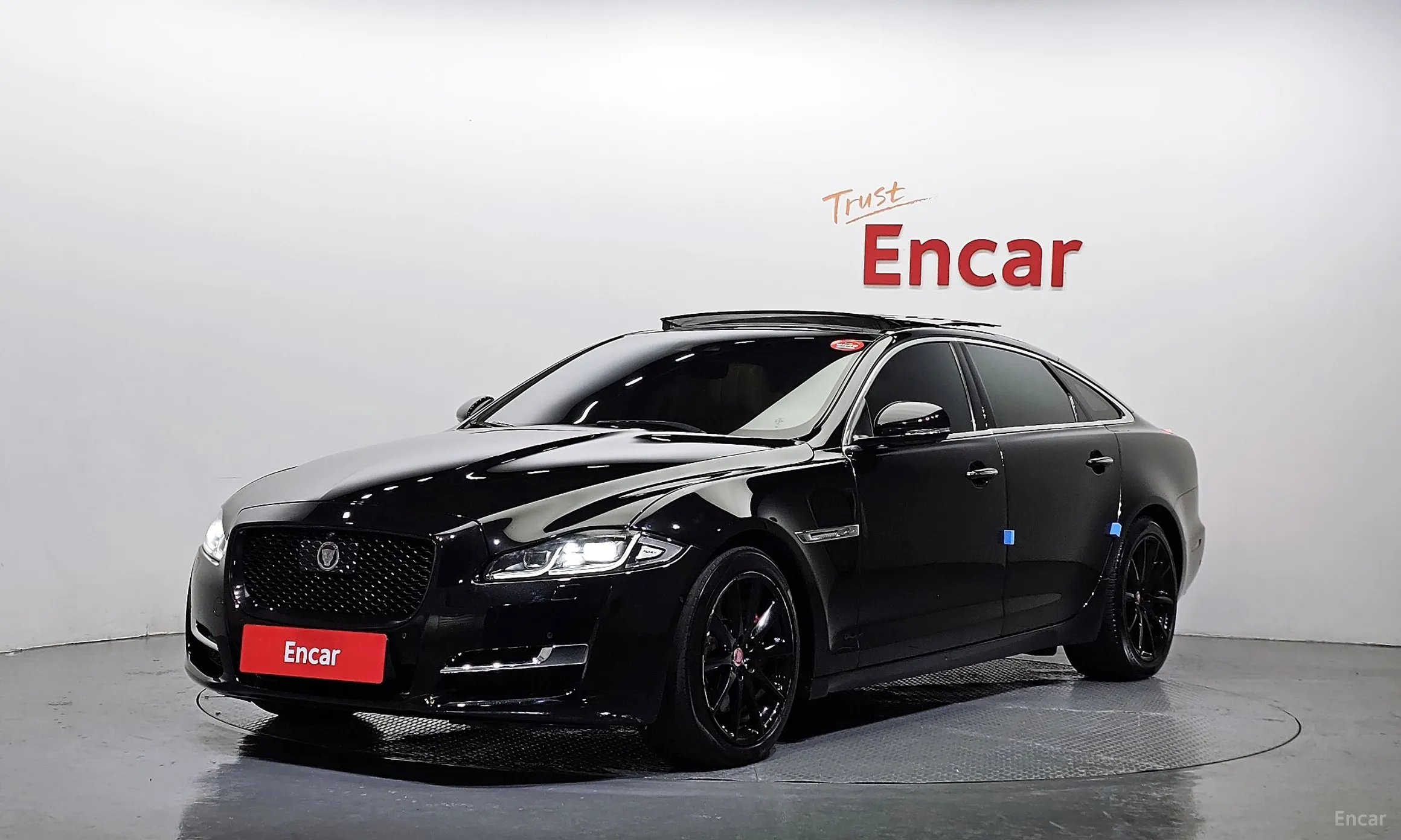 Jaguar All New XJ