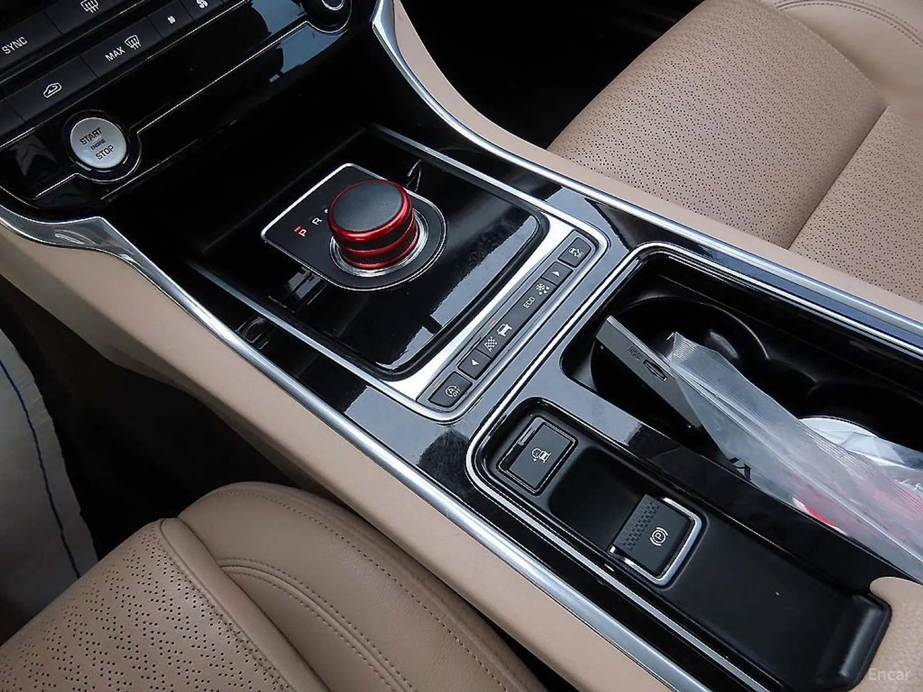 Jaguar XF (x260) превью 11