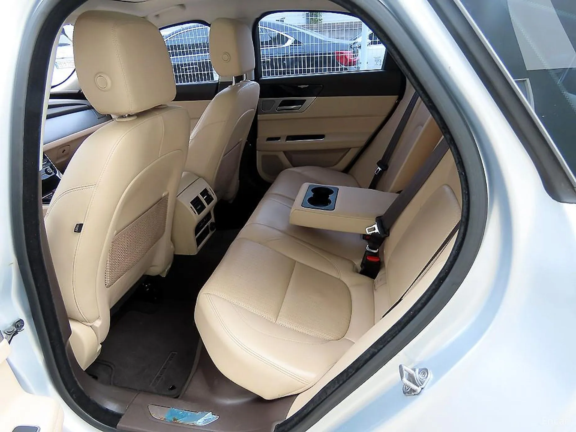 Jaguar XF (x260) превью 6