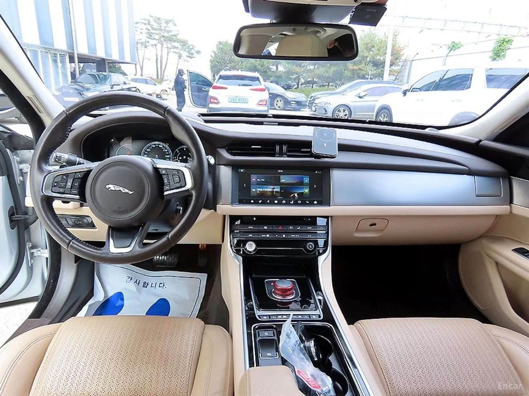 Jaguar XF (x260) превью 7