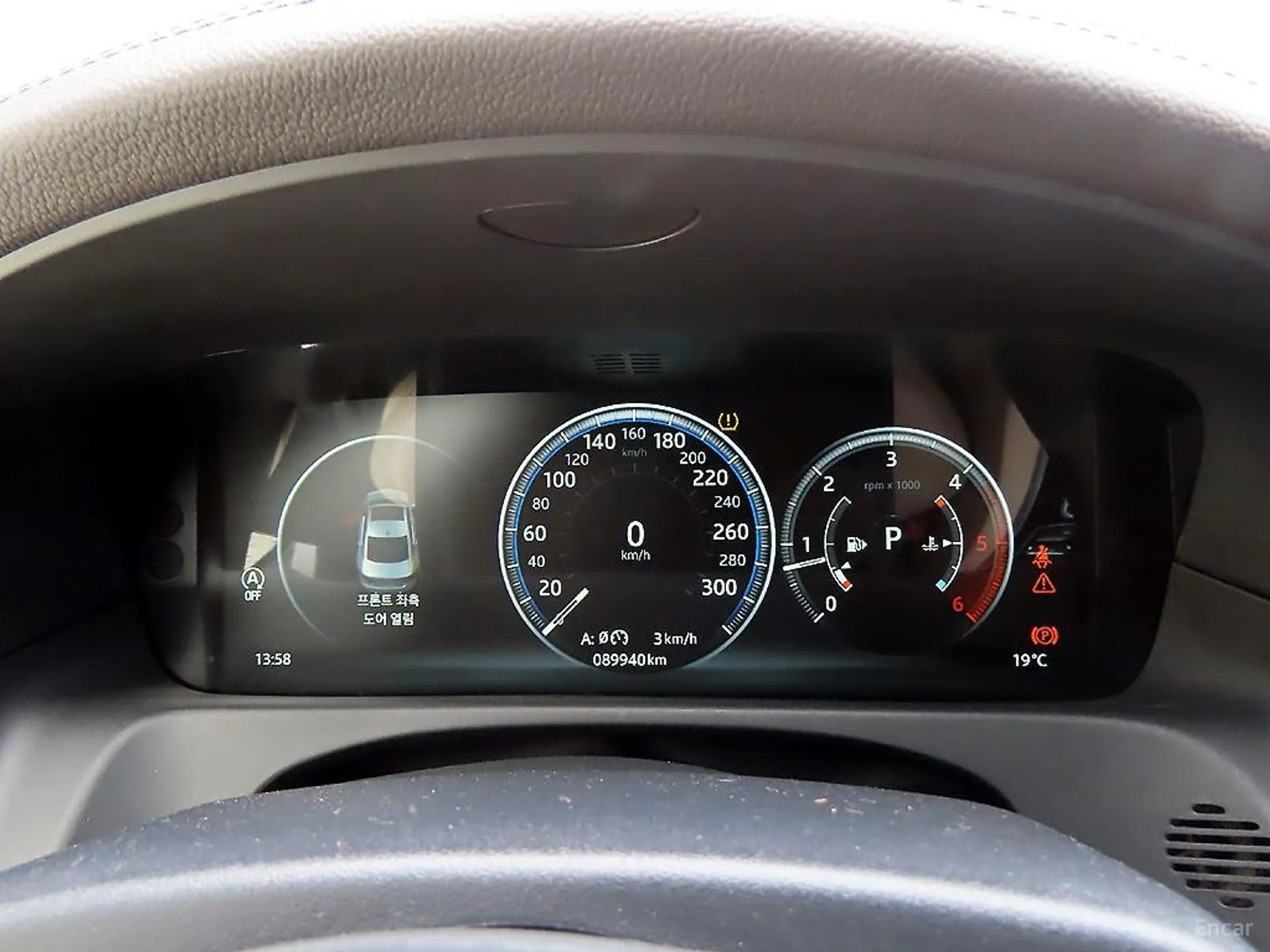 Jaguar XF (x260) превью 9