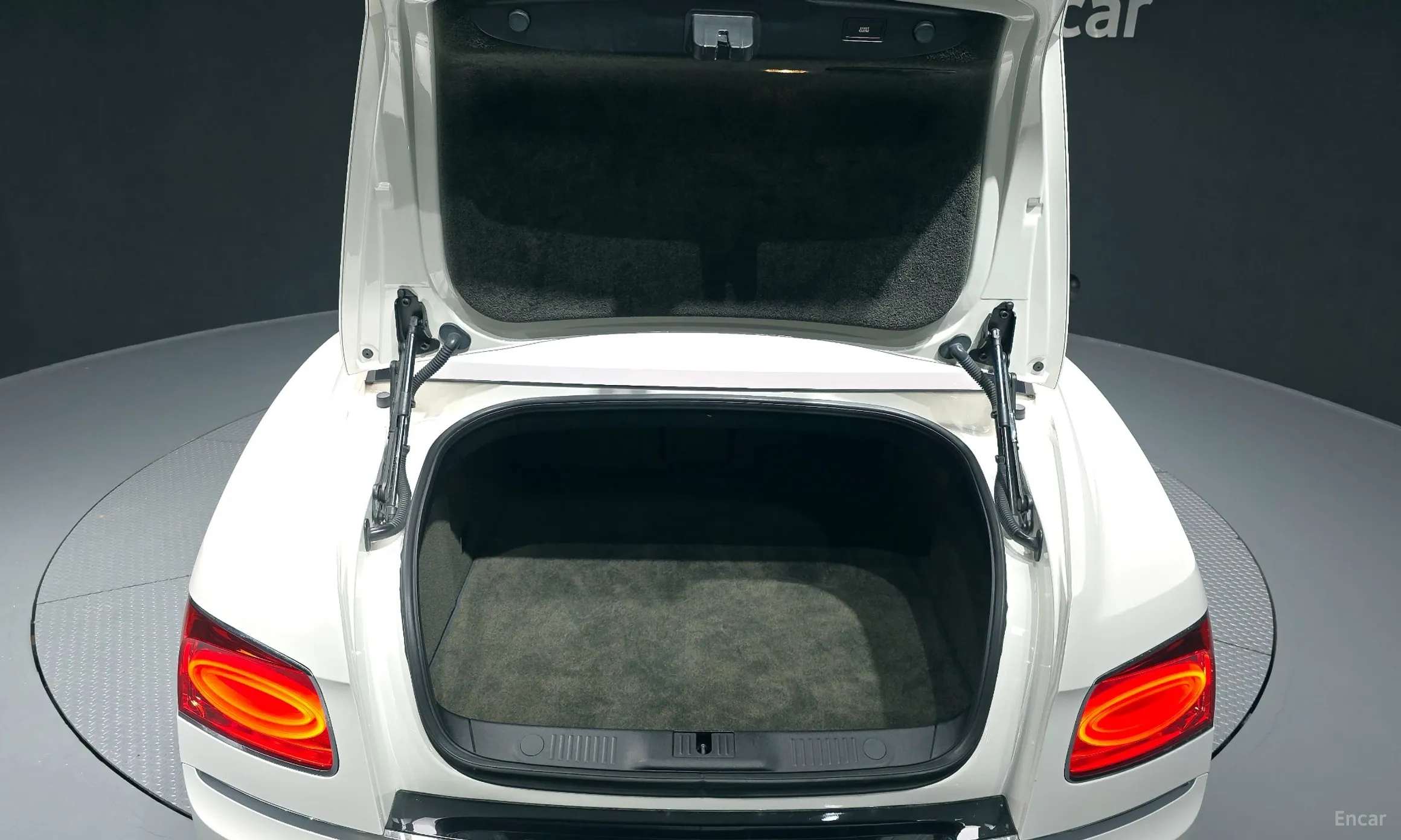 Bentley Flying Spur 2nd Generation превью 20