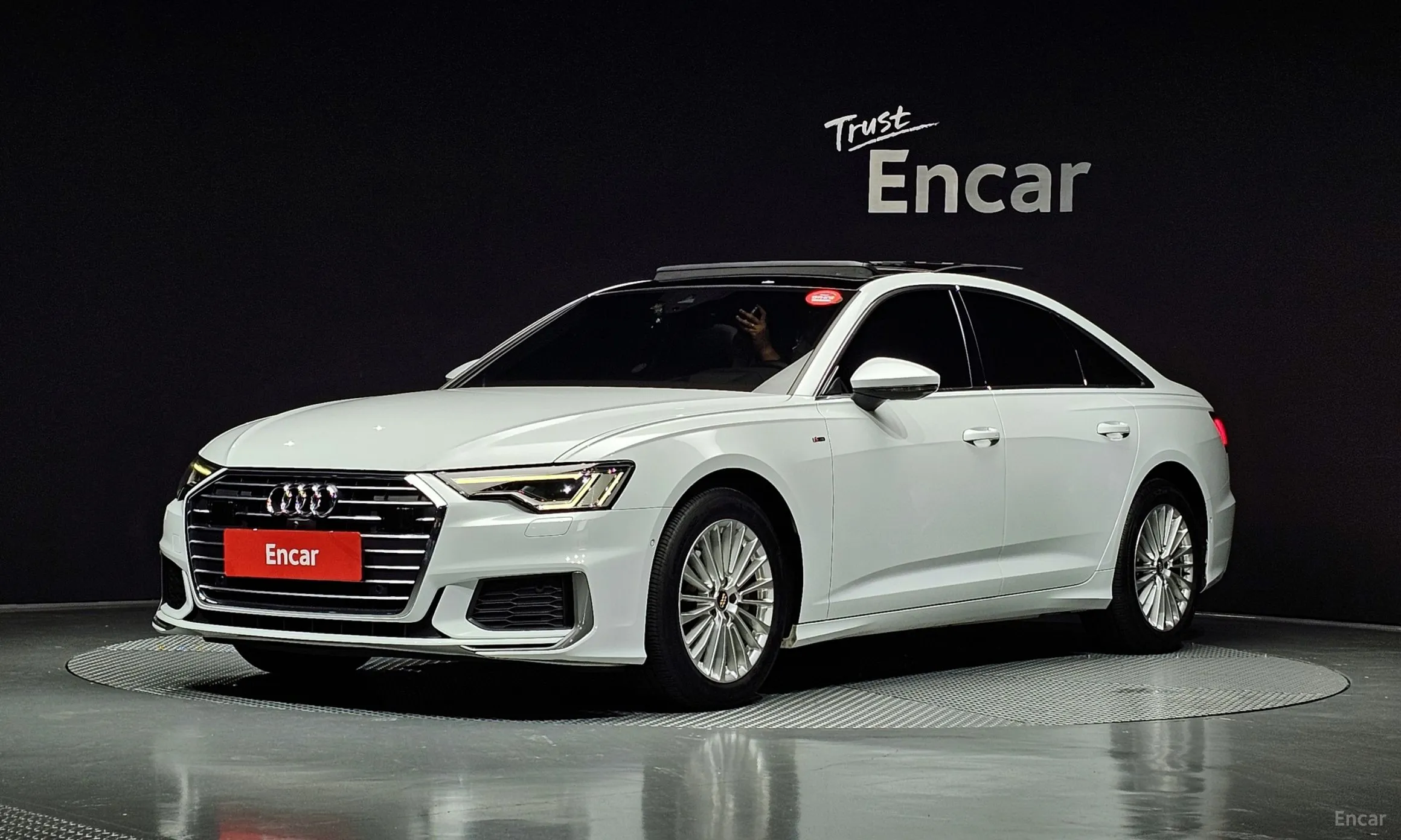 Audi A6 (C8)