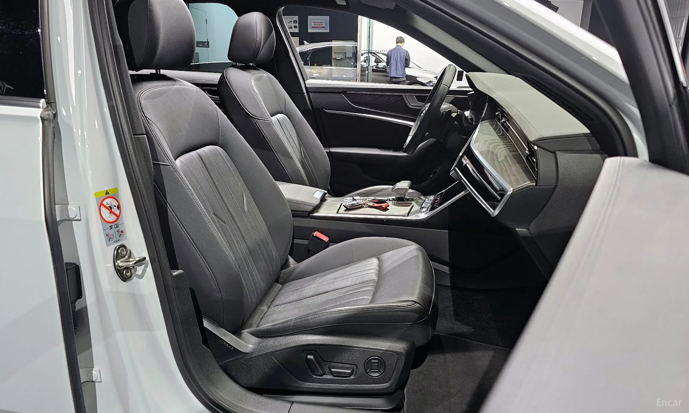 Audi A6 (C8) превью 11