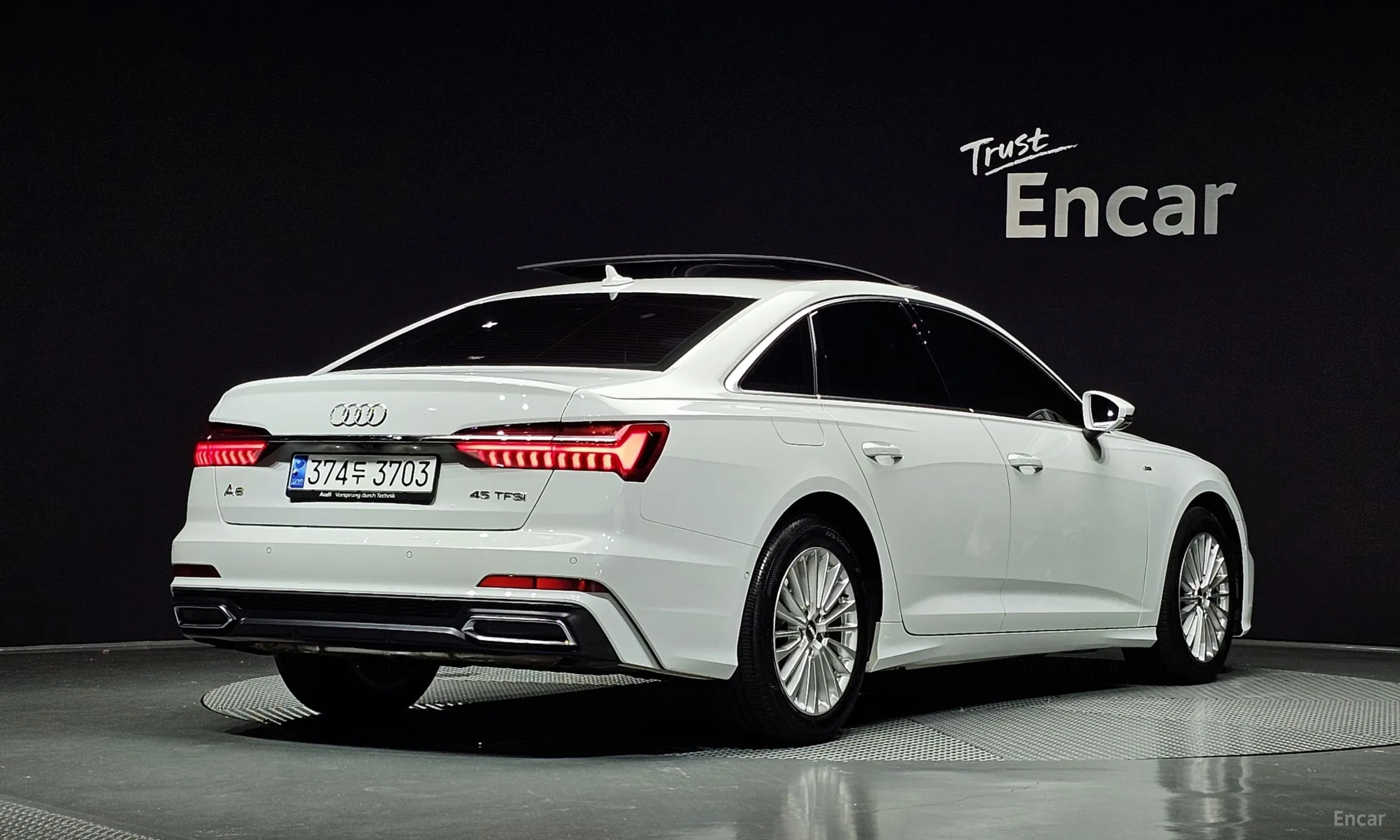 Audi A6 (C8)