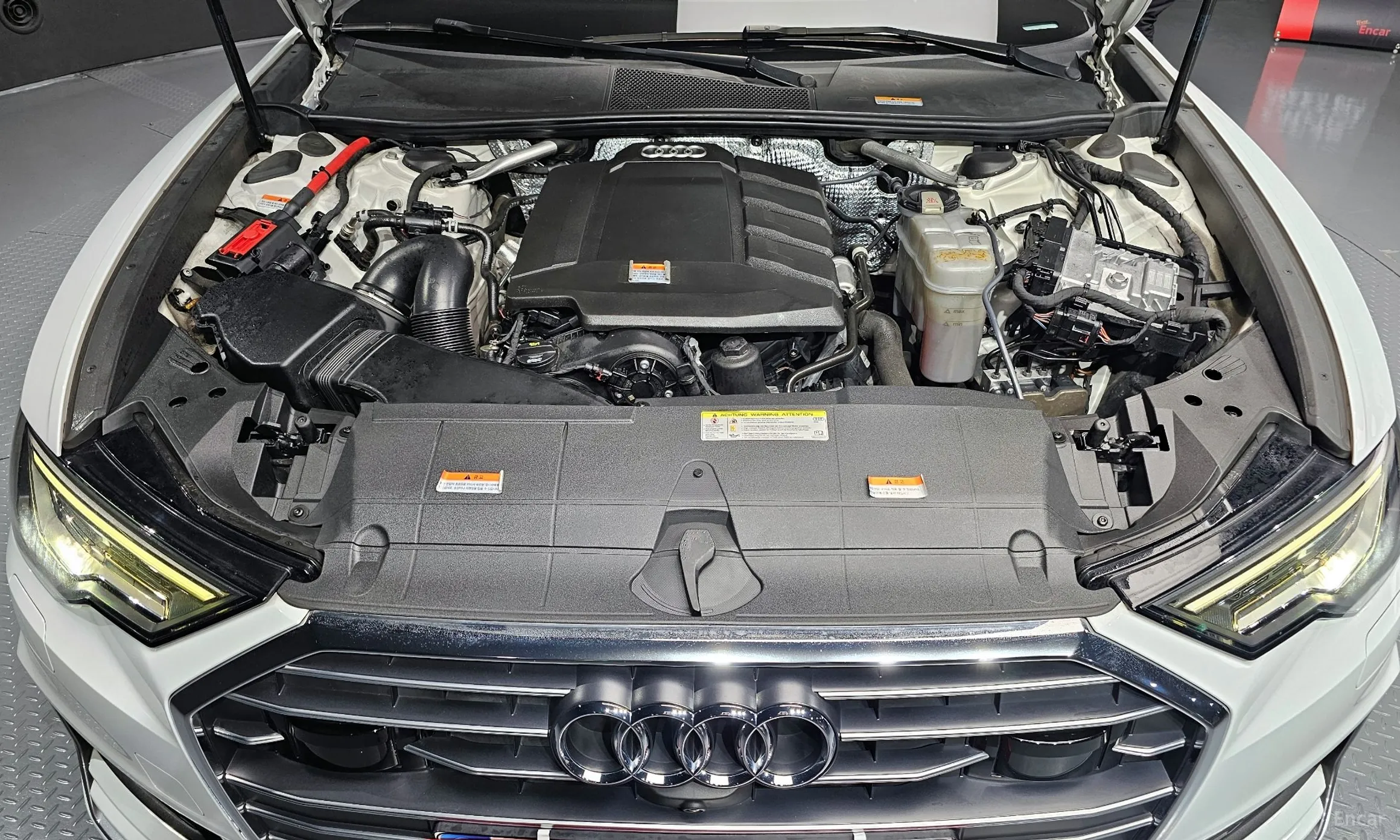 Audi A6 (C8) превью 6