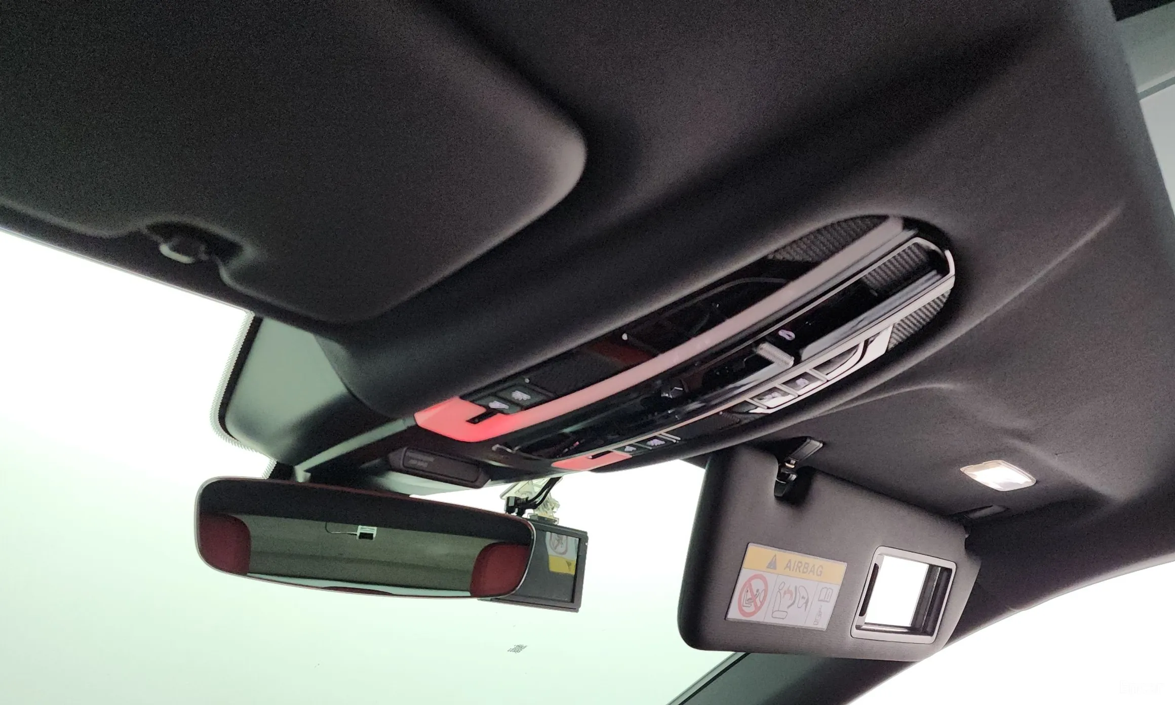 Porsche Cayenne (PO536) превью 17