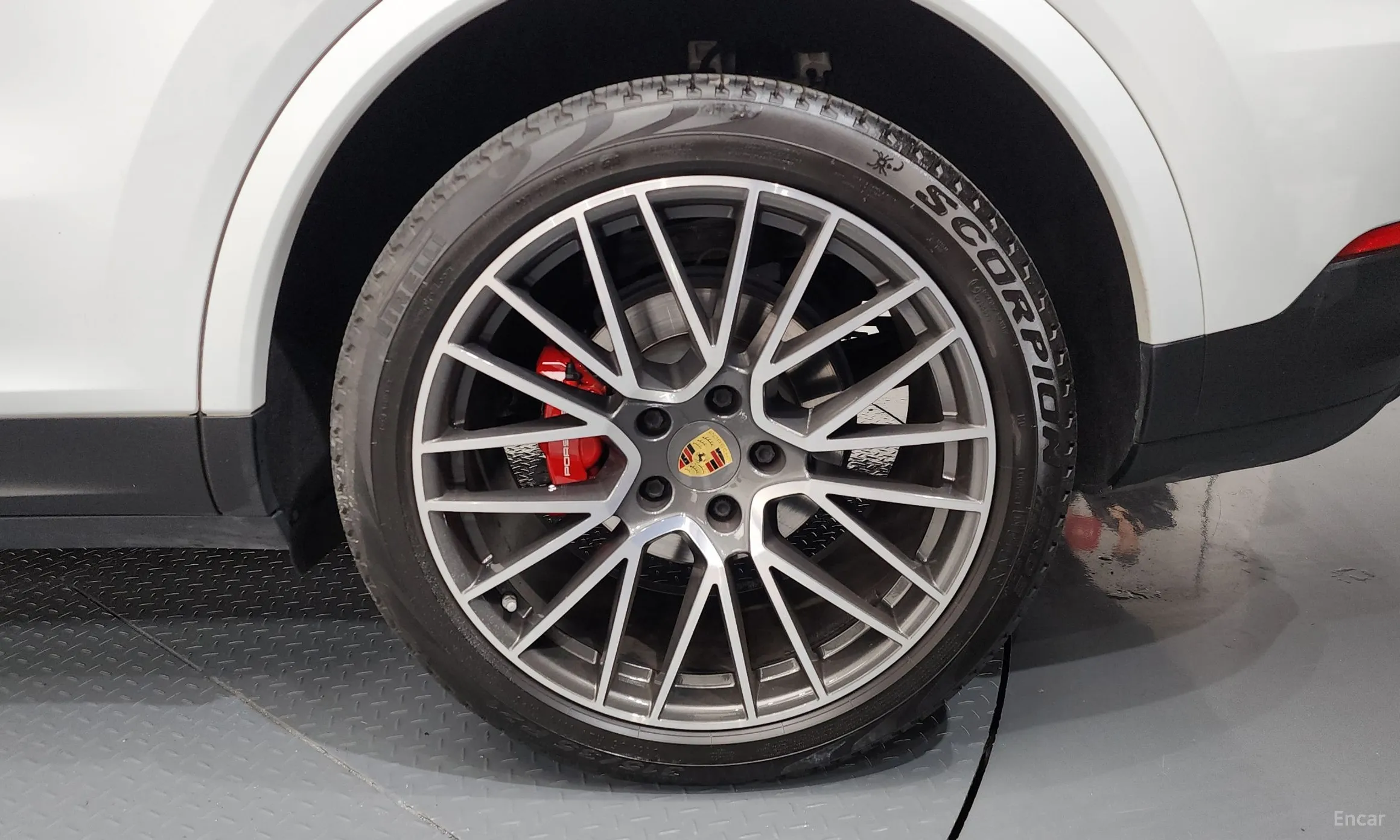 Porsche Cayenne (PO536) превью 5